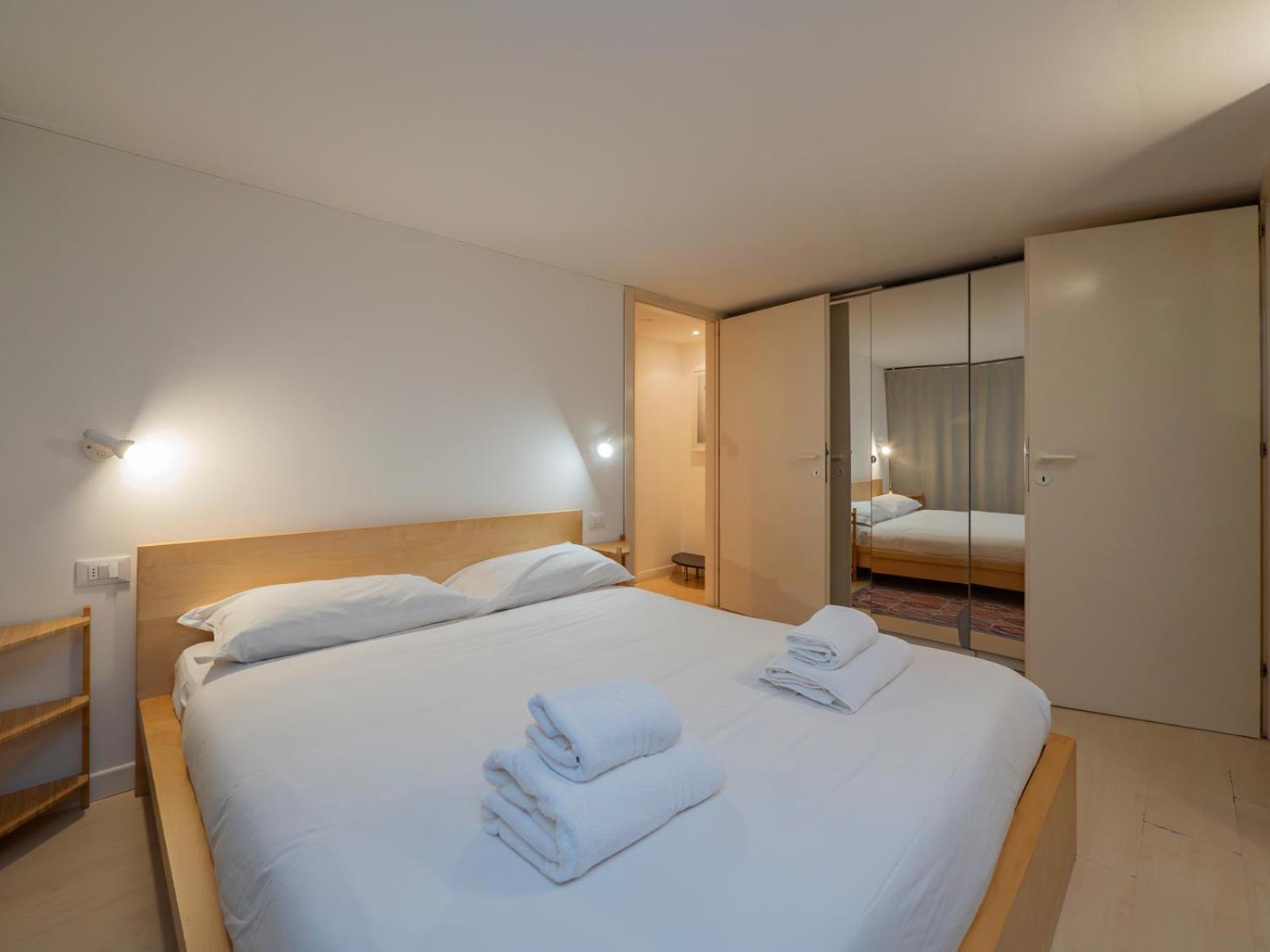 Apartamento Luxury - Ausonio 16 *