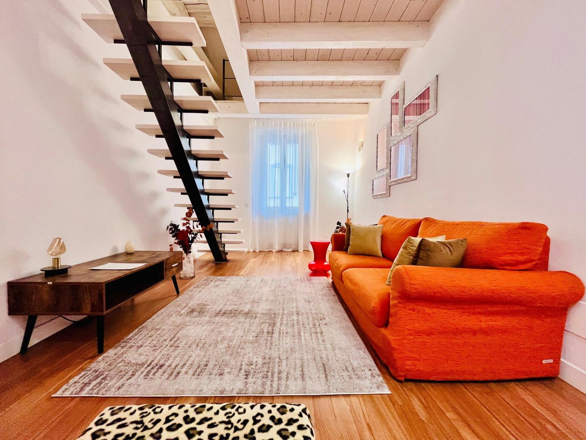Riverside Loft Navigli - Spacious Two-bedroom *