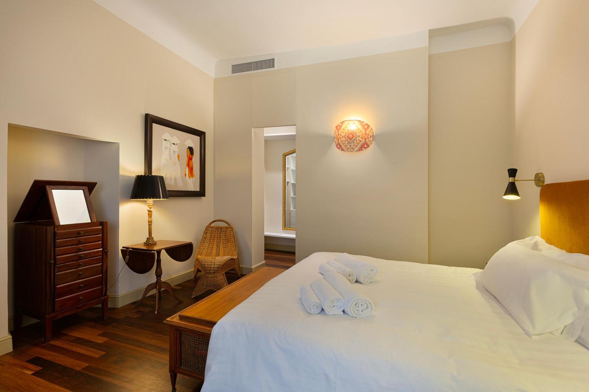 Apartment Via Monti, Cadorna Station, Historic Center Sforzesco Castle Mailand