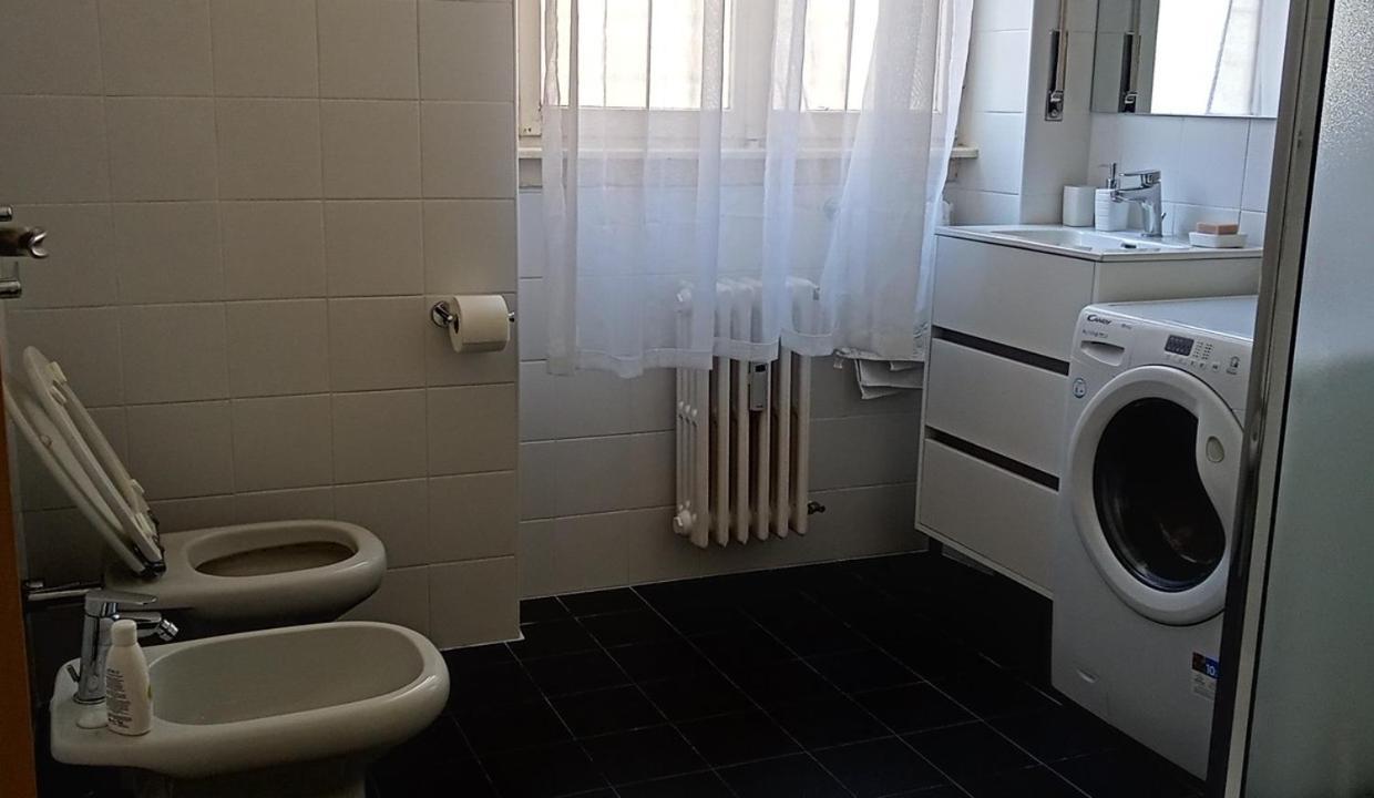 Isola Centro Bilocale Su 2 Livelli Free Wi-fi Apartamento Milão