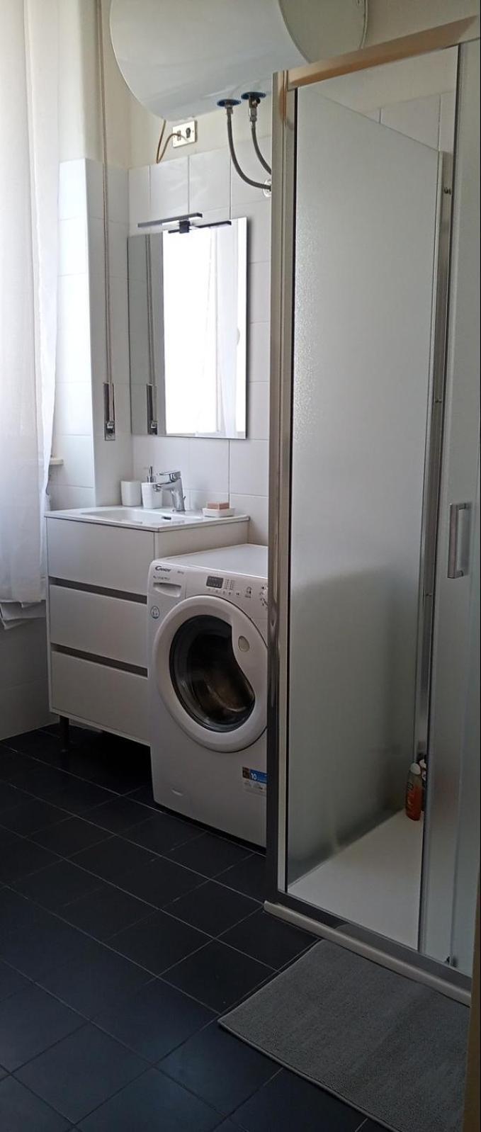 Isola Centro Bilocale Su 2 Livelli Free Wi-fi Apartamento