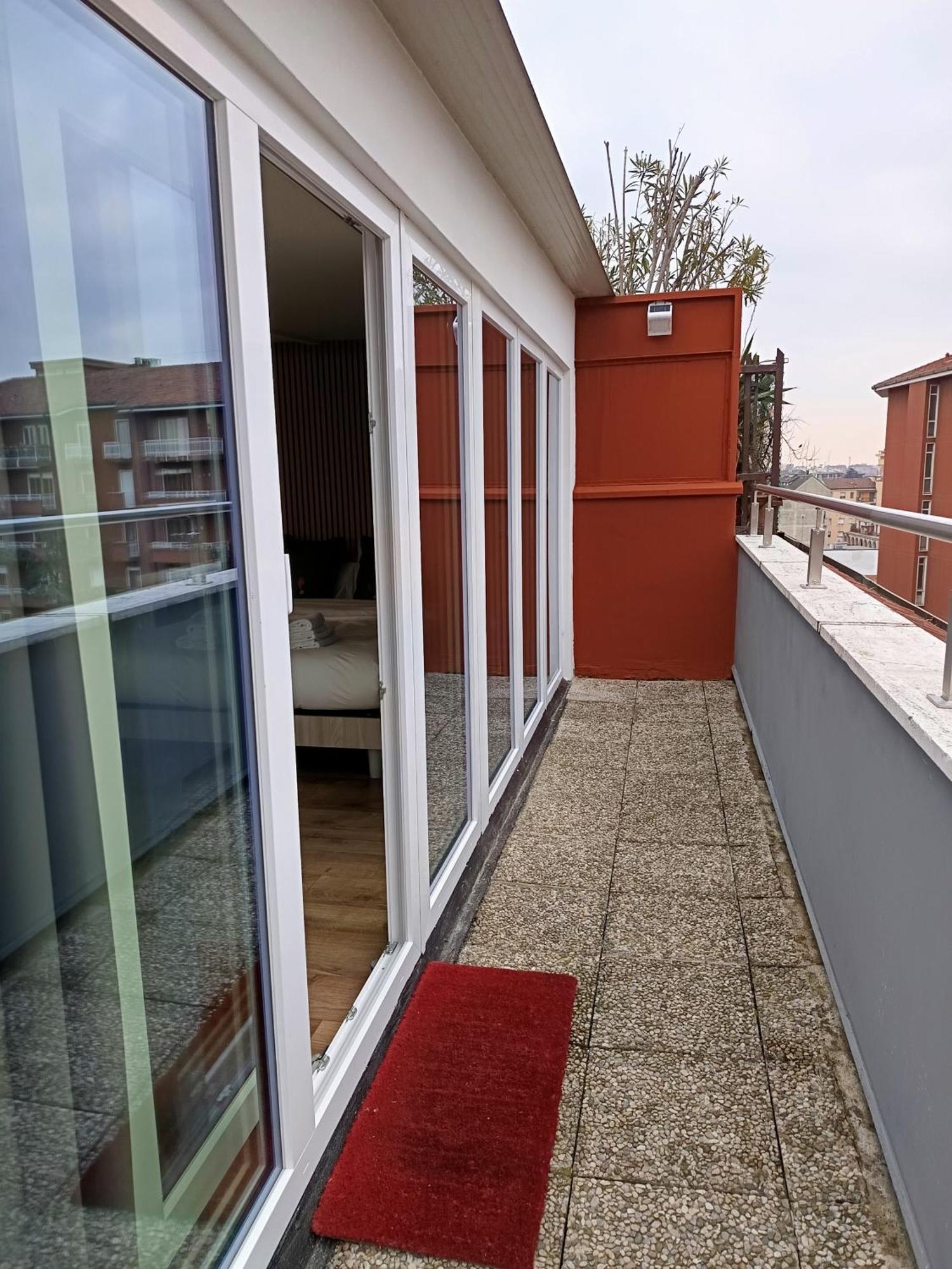 Frühstückspension Sky View With Swimming Pool, Ac, Wifi, M2 Mailand