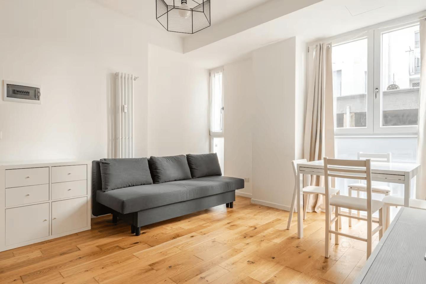 Crystal Mi With Xxl Shower Apartment Mailand