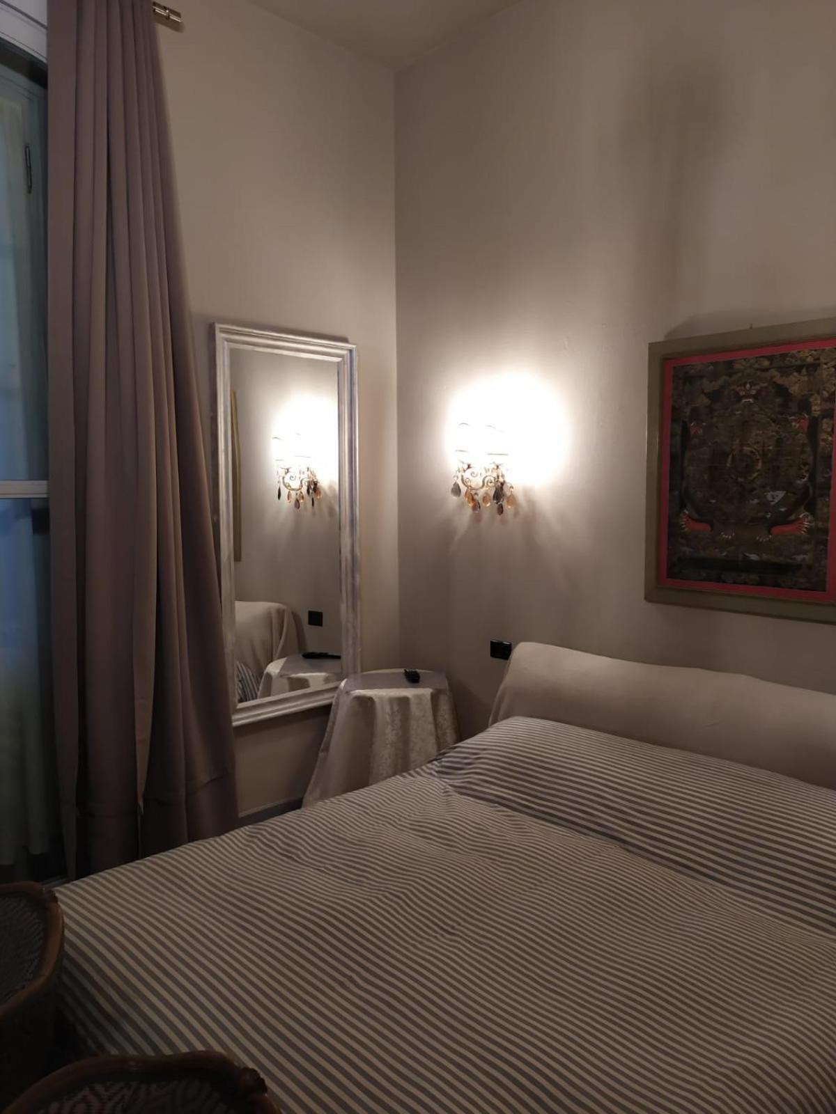 Navigli Con Bagno Privato Hospedagem domiciliar Milão