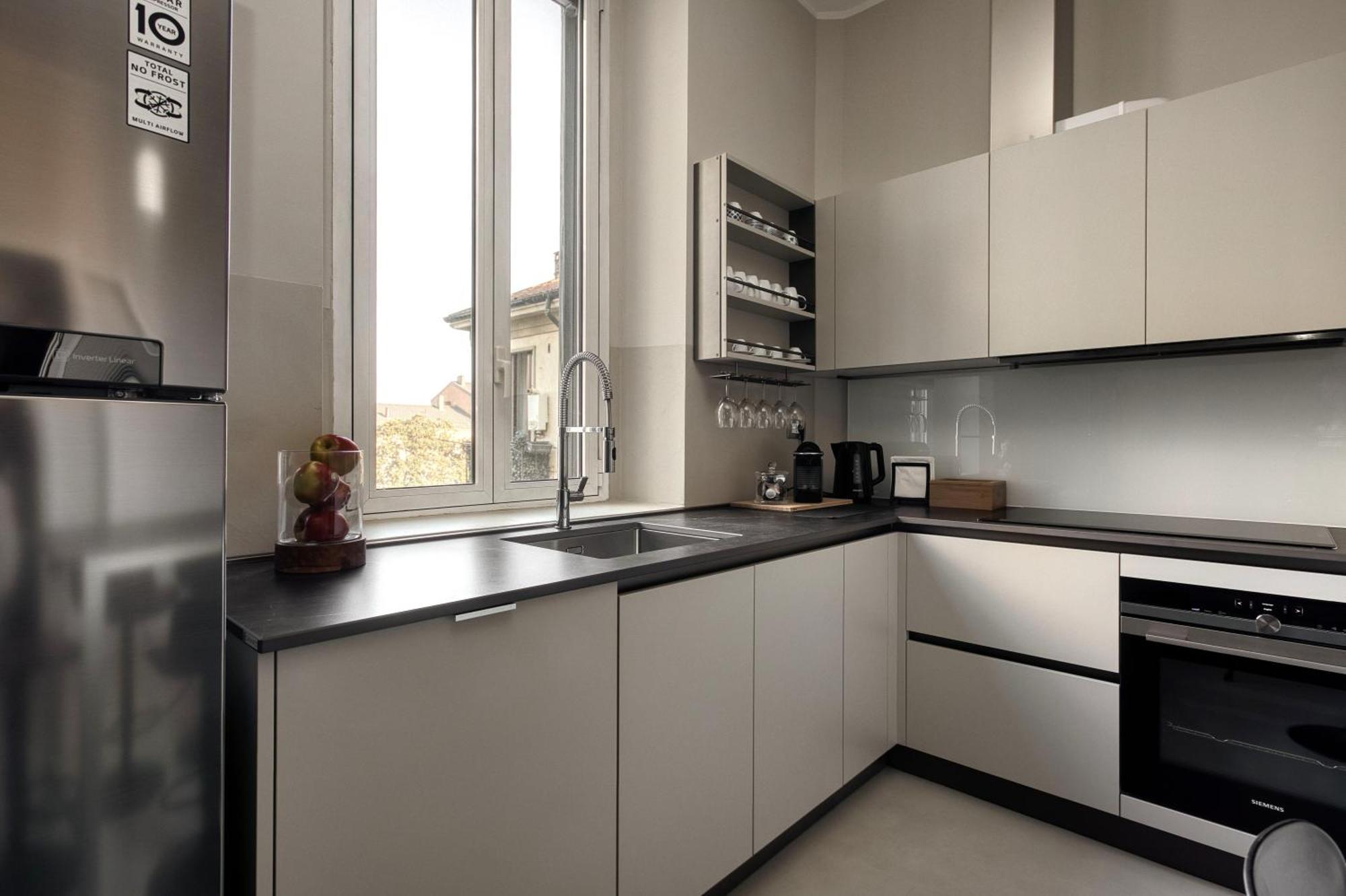 Apartment Navigli, 90 Square Meters, Free Parking Ripa Ticinese
