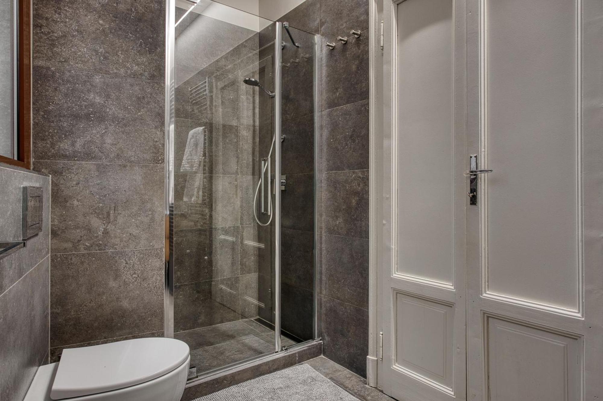 Apartment Navigli, 90 Square Meters, Free Parking Ripa Ticinese Milan