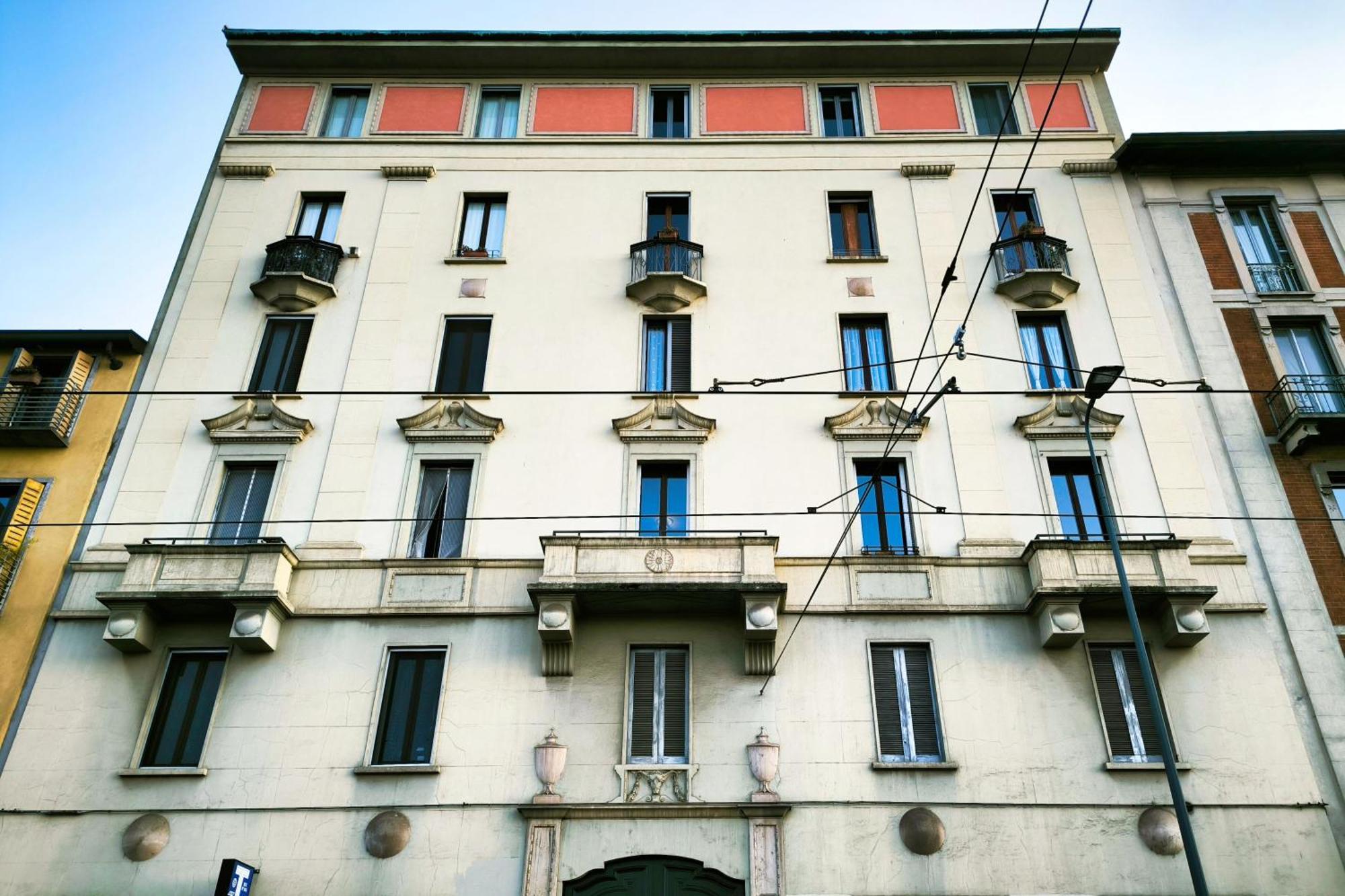 Navigli, 90 Square Meters, Free Parking Ripa Ticinese Apartment Milan