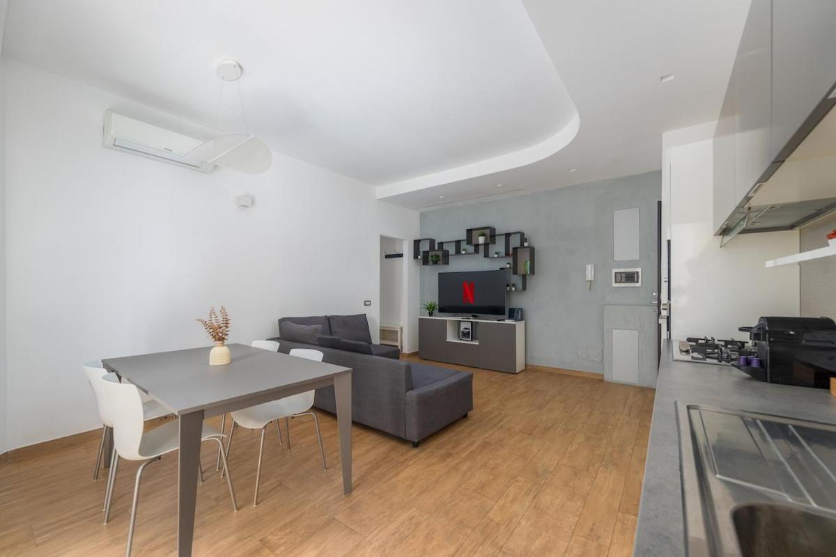 Wonderful Near Center,wifi,comfort,parking Apartment Mailand