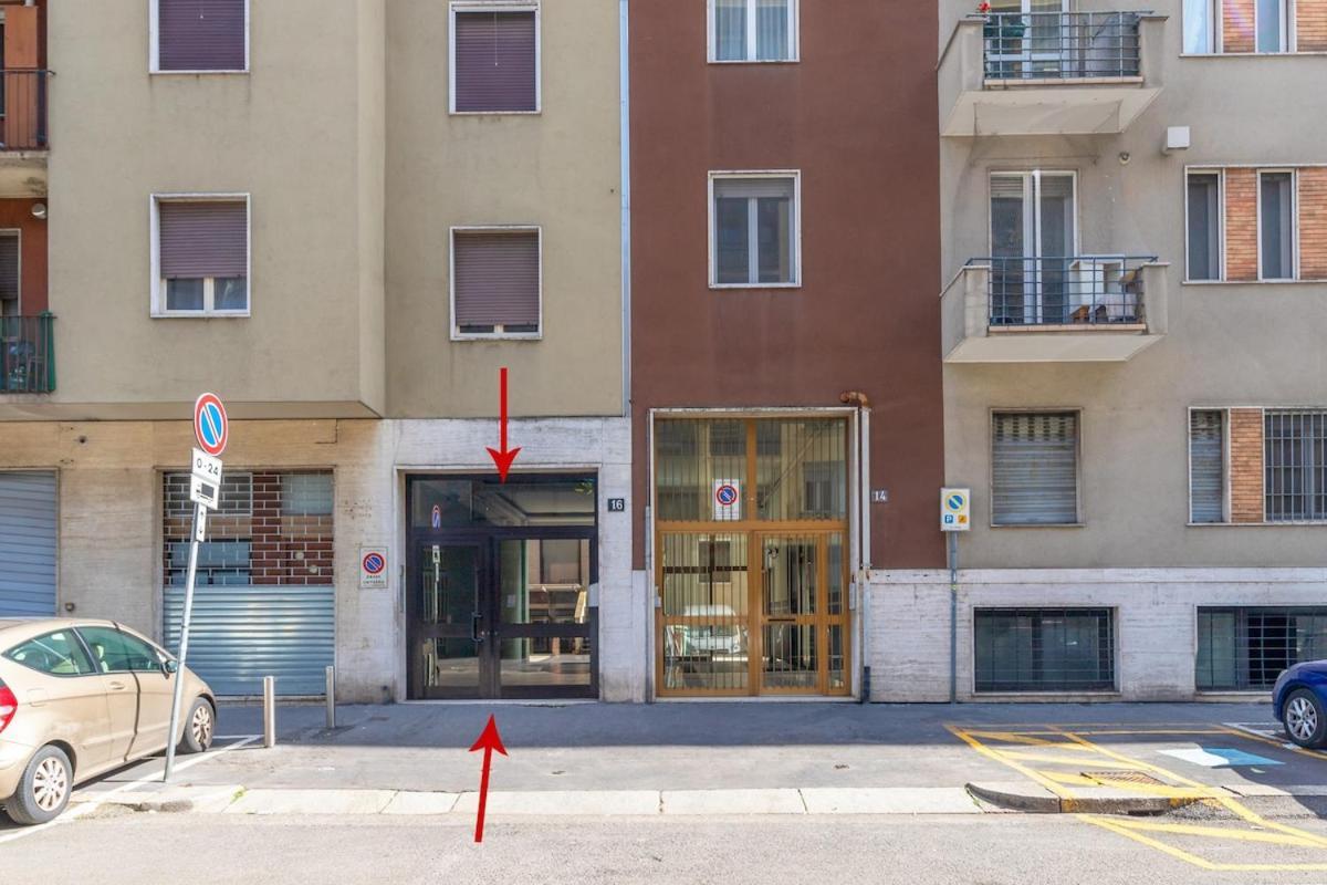 Apartment Wonderful Near Center,wifi,comfort,parking Mailand