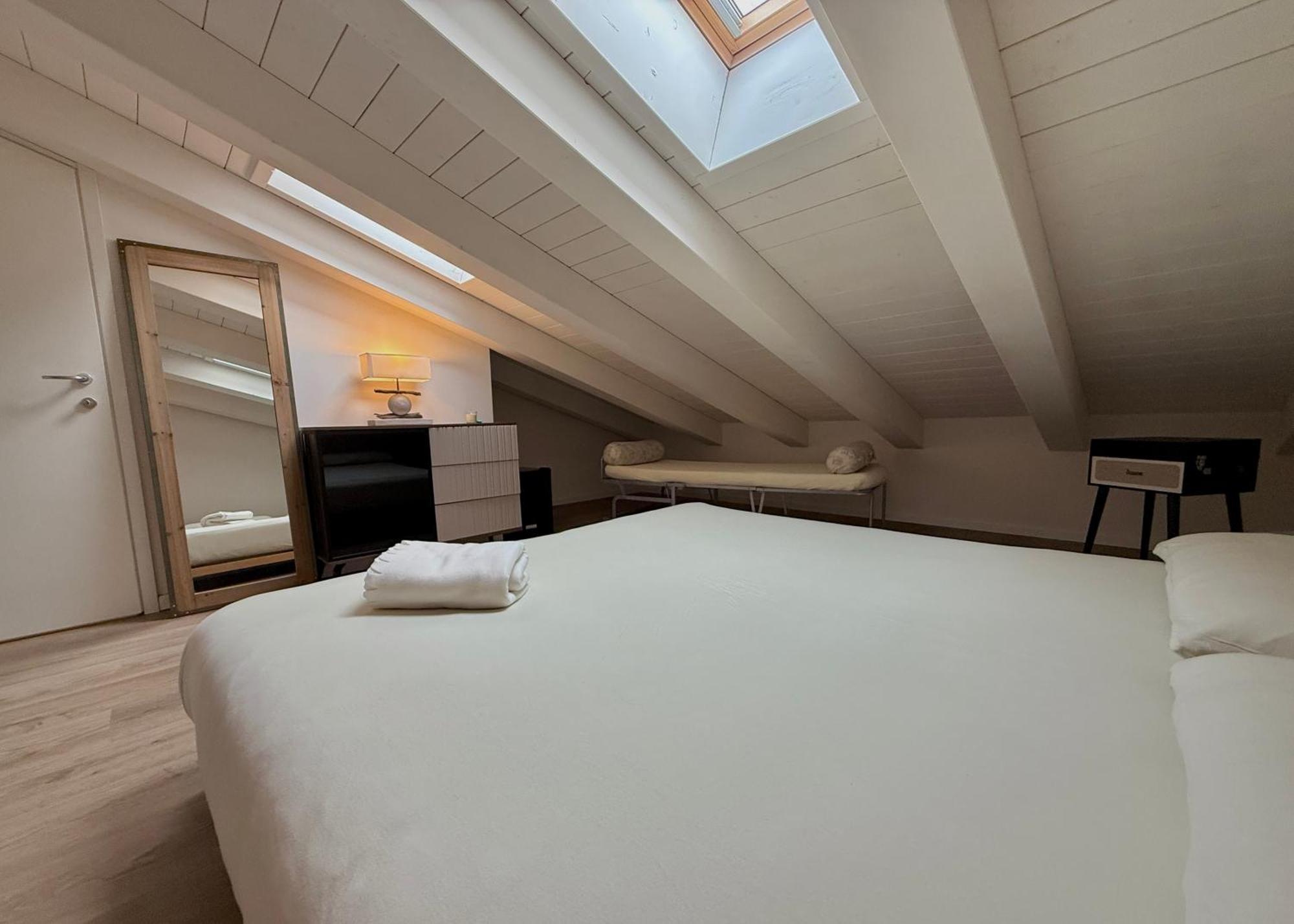 Maya Atelier Loft *