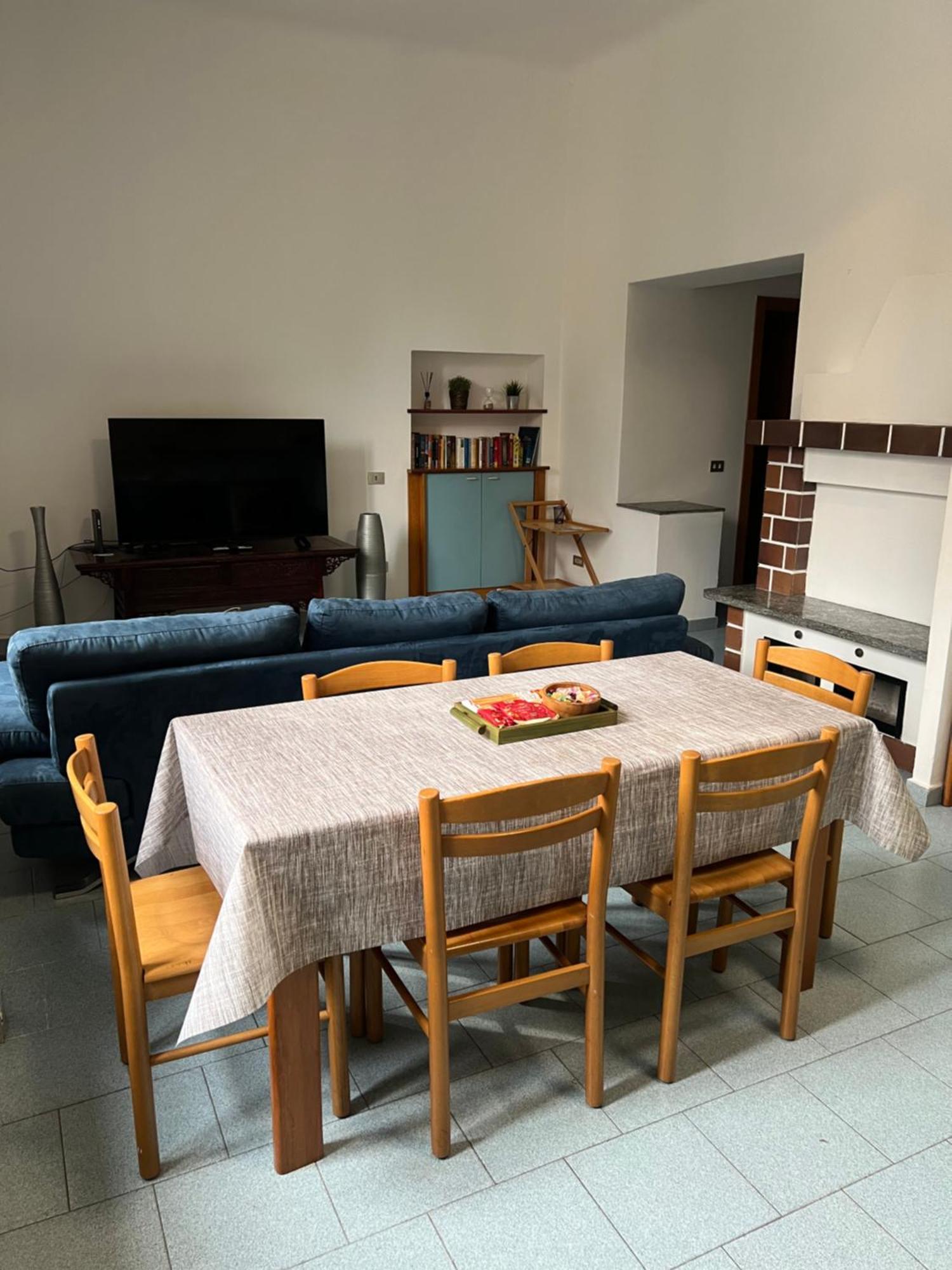 Apartment Comfortable Three-room