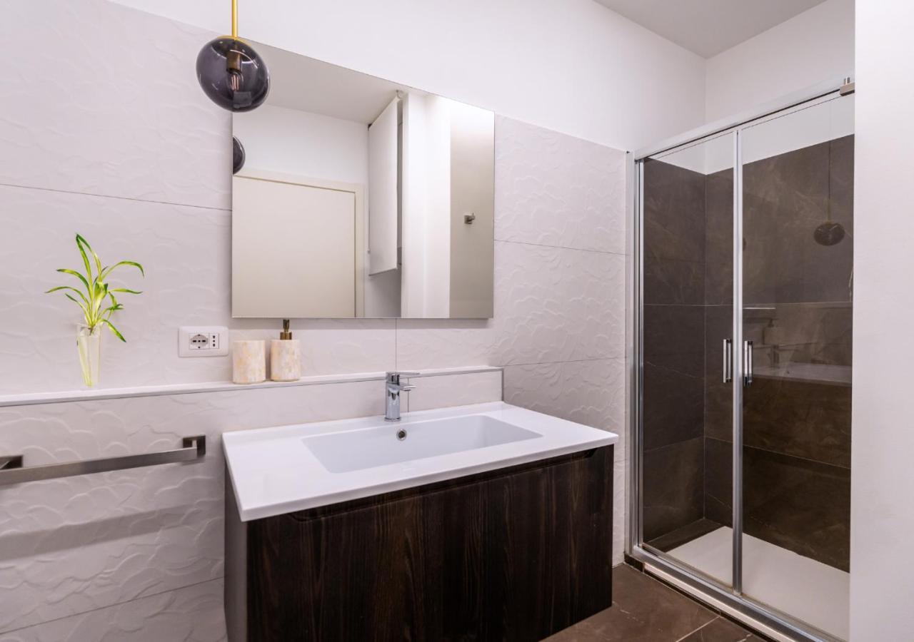 Sempione-citylife, Elegante - Metro M5 Ad 1 Minuto Apartamento