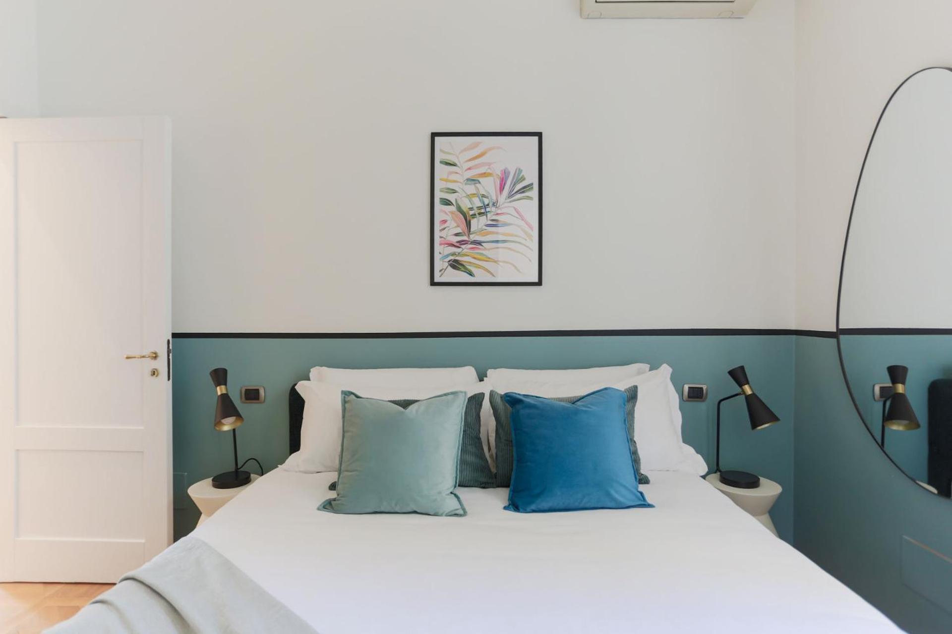 The Rent - Spacious Three-bedroom In The Heart Of Apartamento