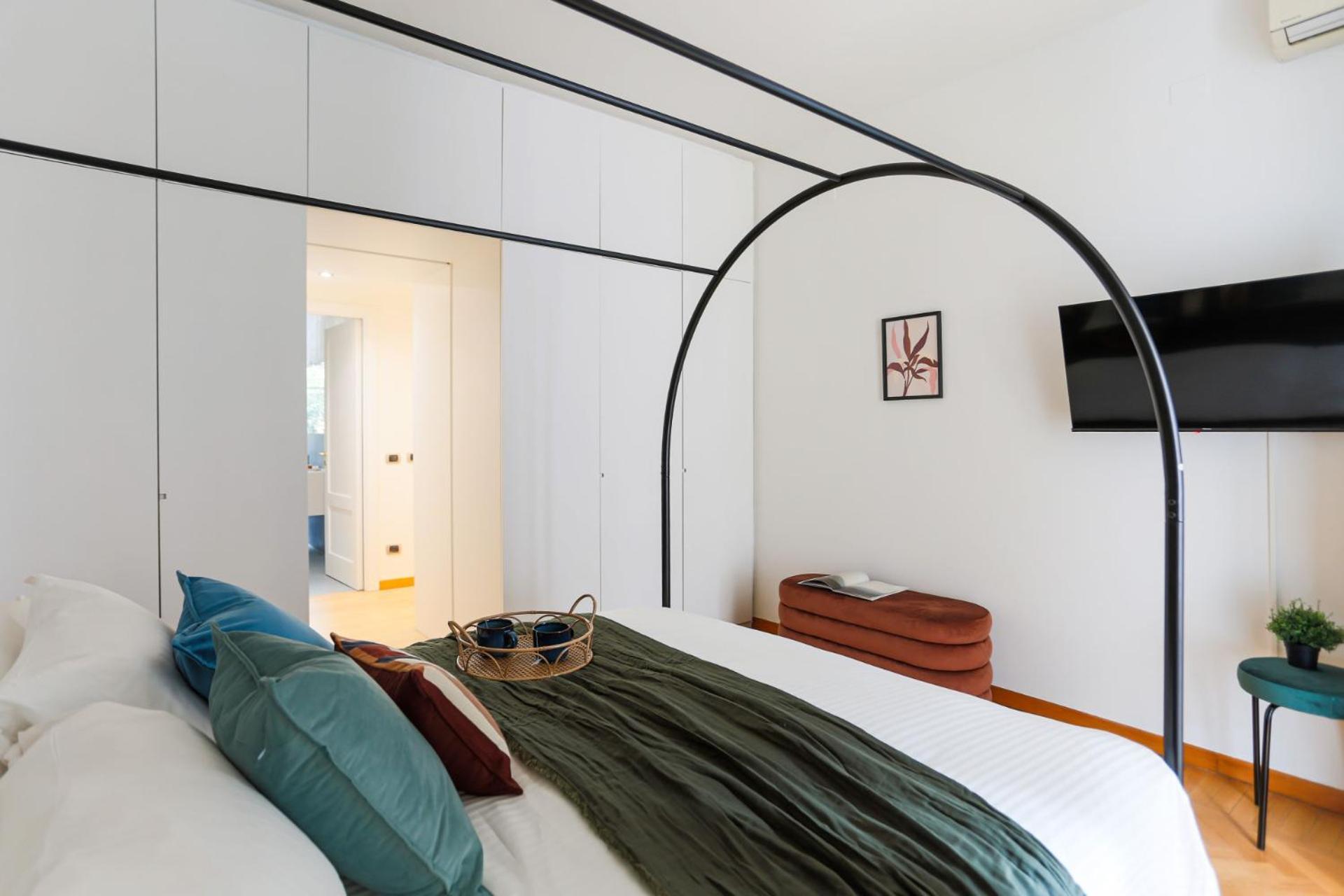 Apartamento The Rent - Spacious Three-bedroom In The Heart Of