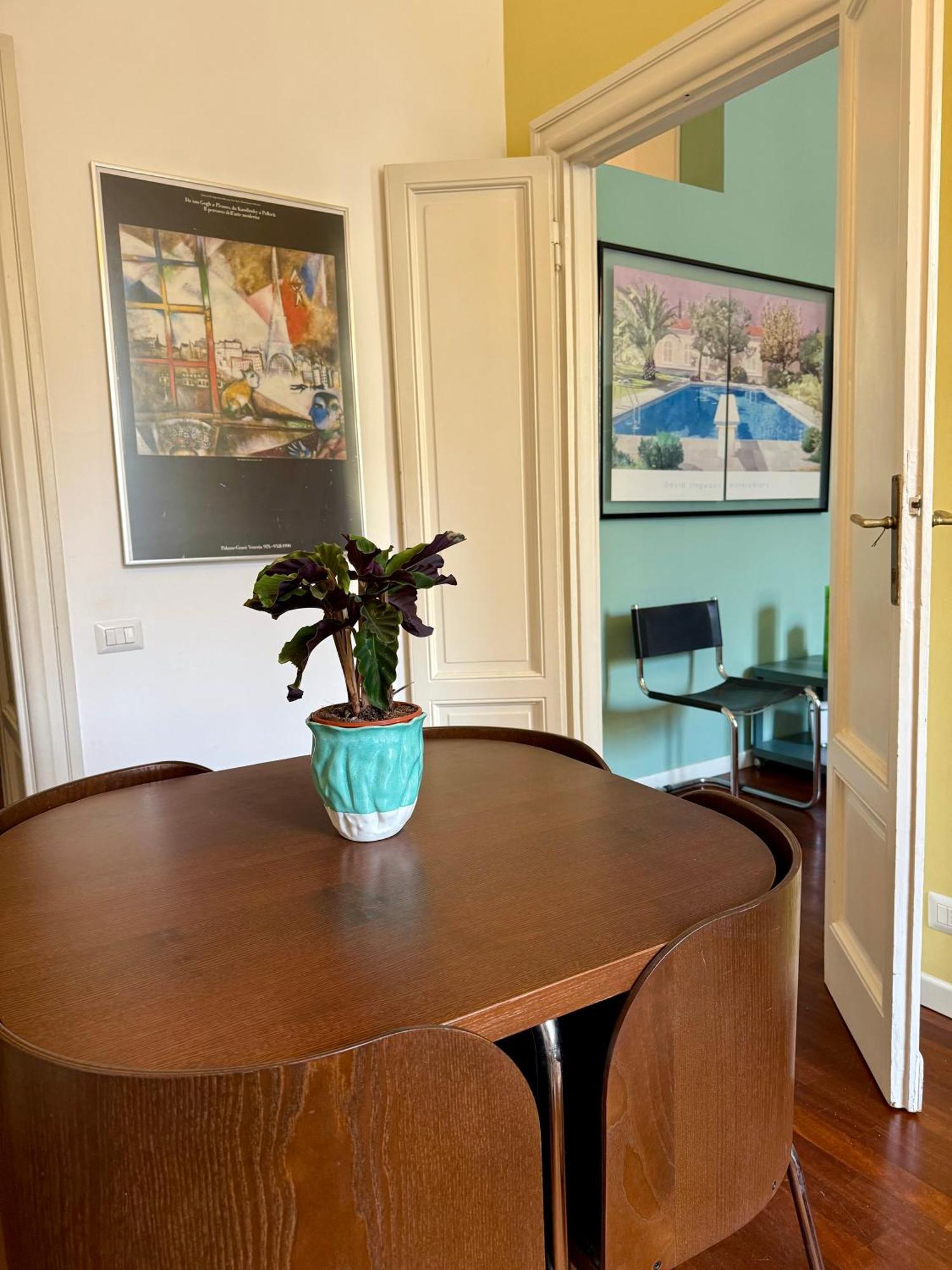 Lr Deluxe - San Babila Cozy Apartment