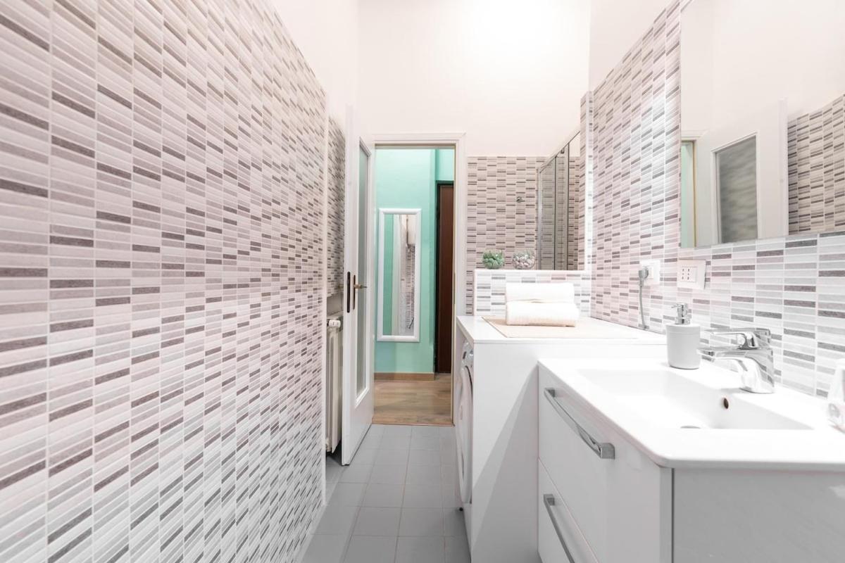 Apartment Comfortable Flat Inside Isola And Garibaldi District Milan