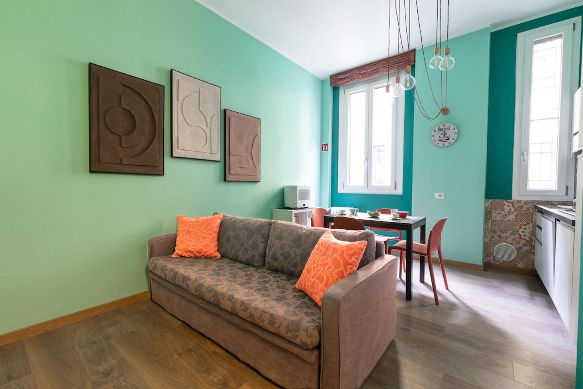 Apartment Comfortable Flat Inside Isola And Garibaldi District