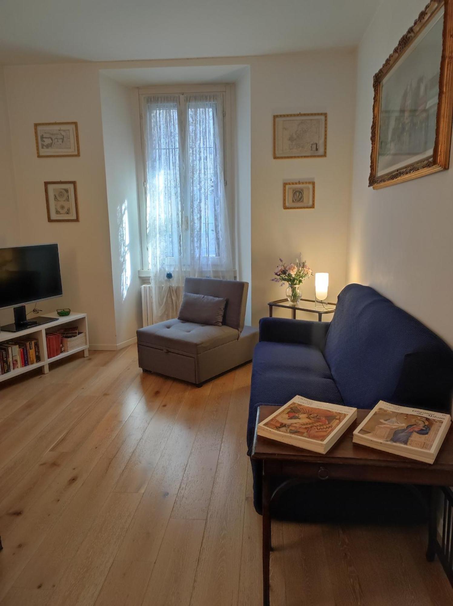 Maria Homes -vitruvio 42 * Milan