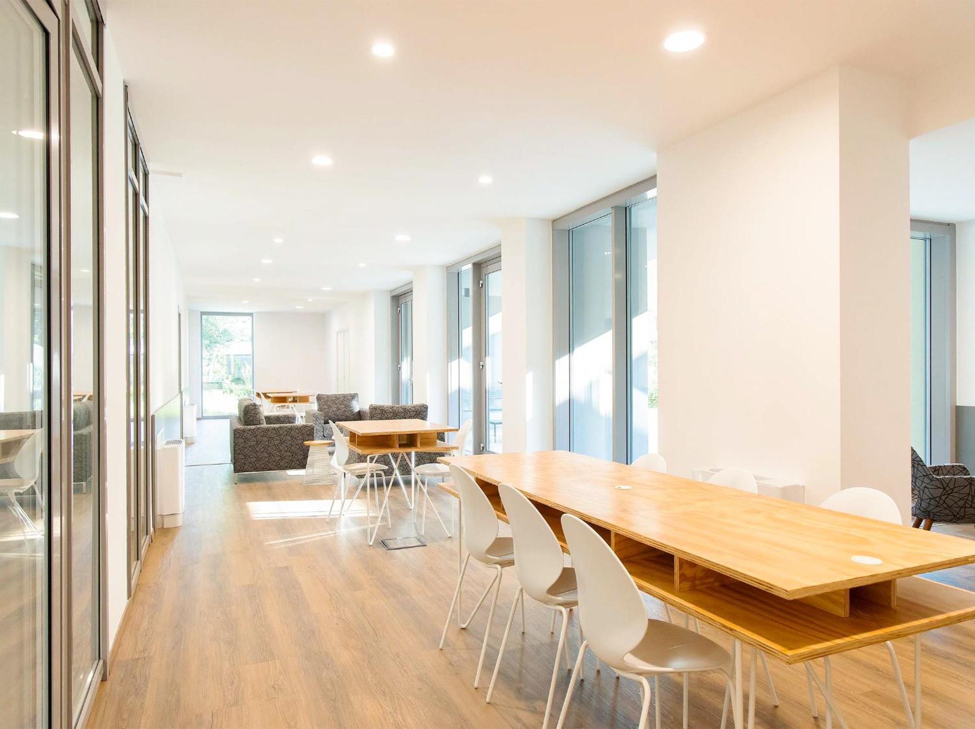 Living With Terrace & Garage By Ndp Rent * Mailand
