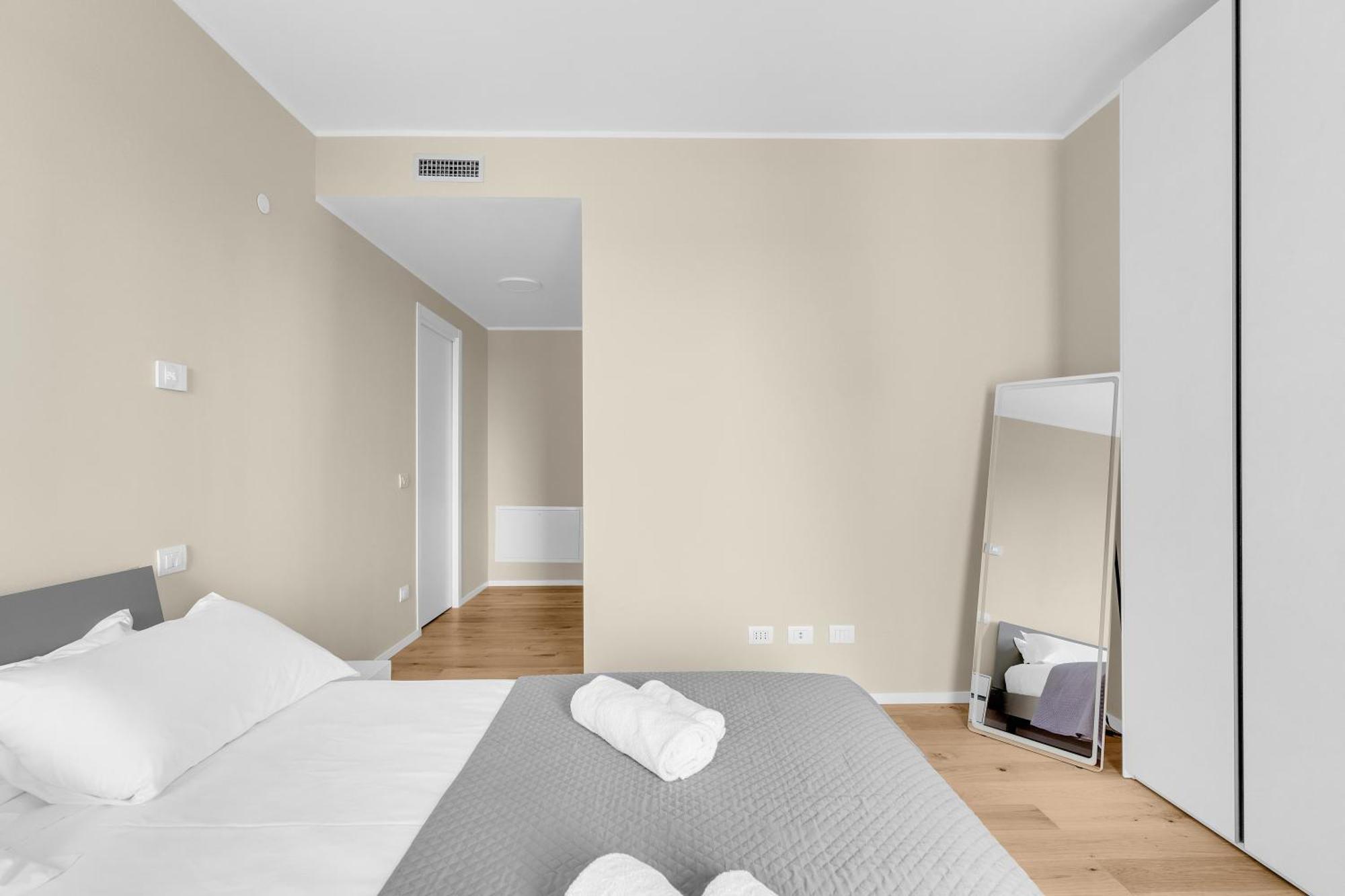 Living With Terrace & Garage By Ndp Rent * Mailand