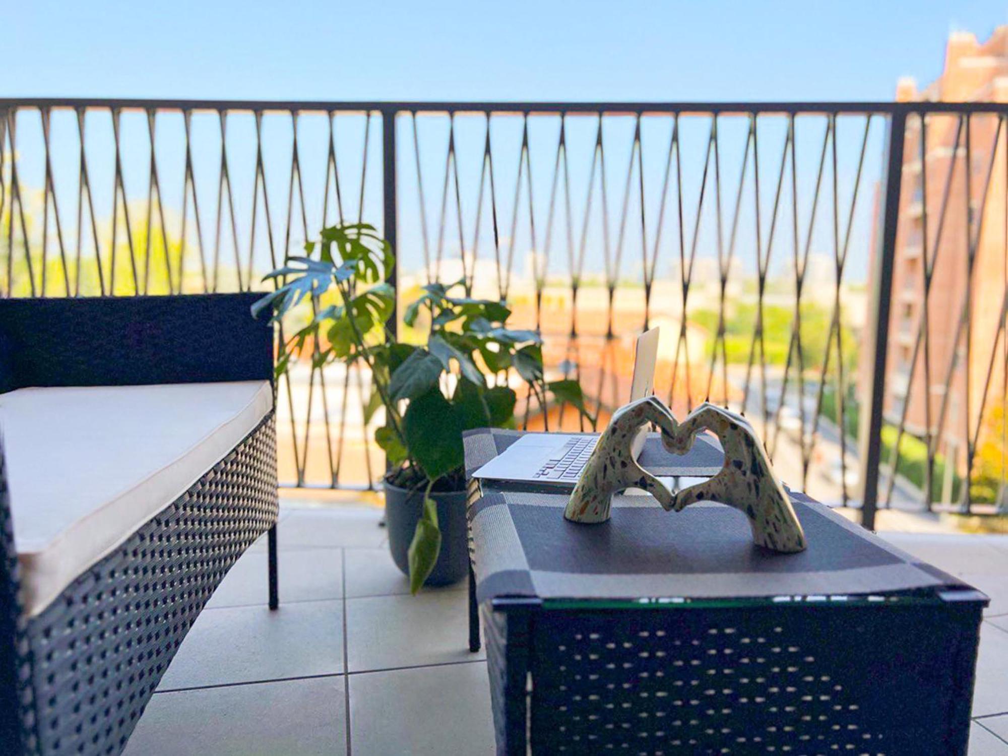 Living With Terrace & Garage By Ndp Rent Apartment *