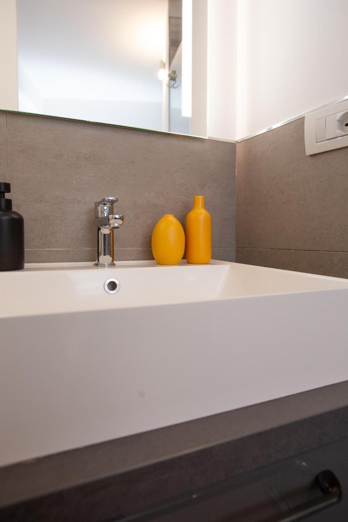 Spiga Elite Studio - Near San Babila M1 Apartment *