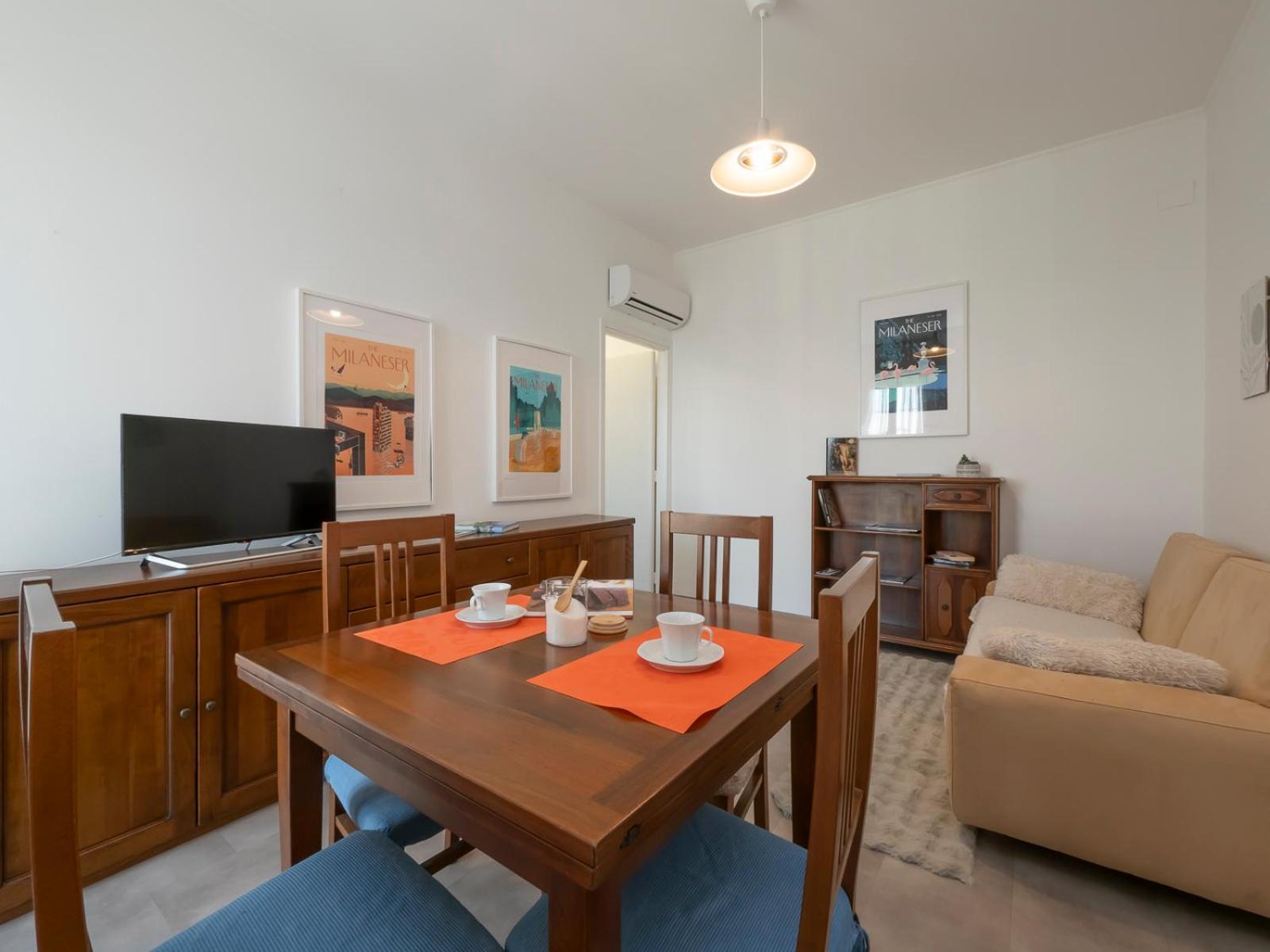 Xenia - Newly Renovated Apartment Mailand