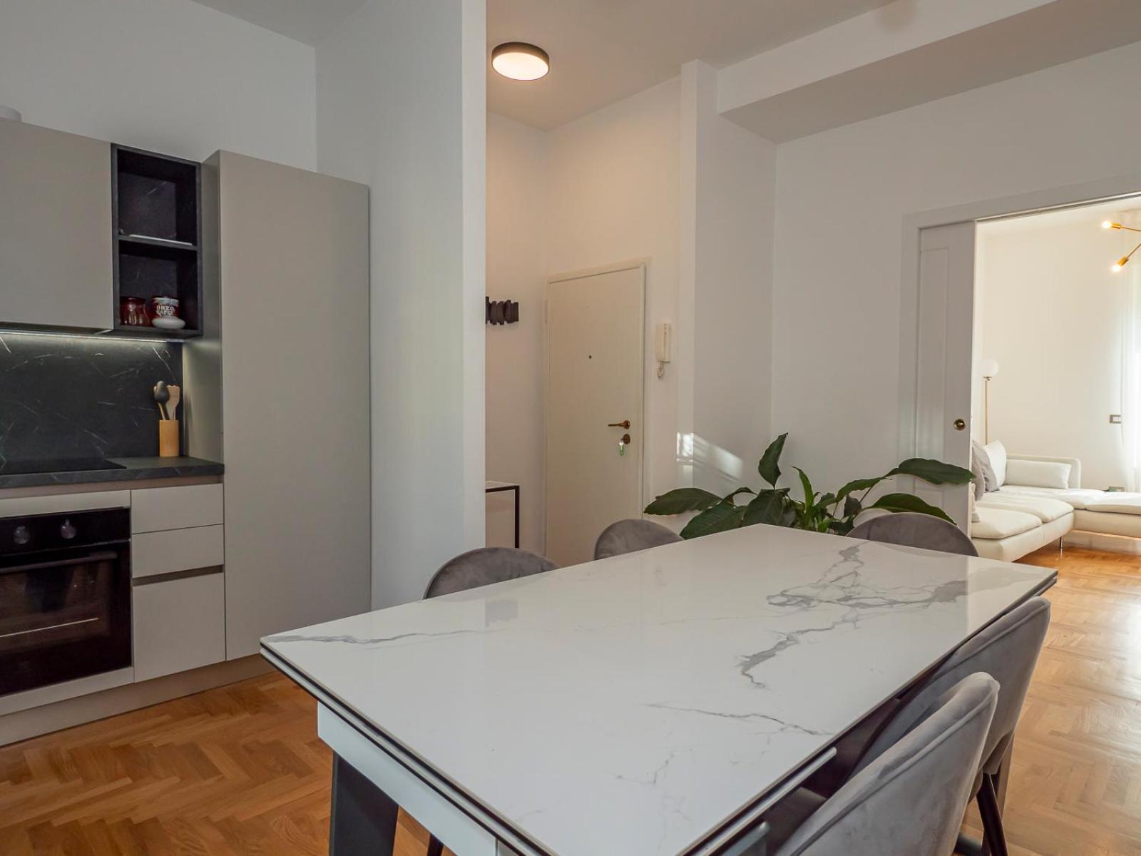 Big Close To Bocconi / Humanitas / Ieo Apartment