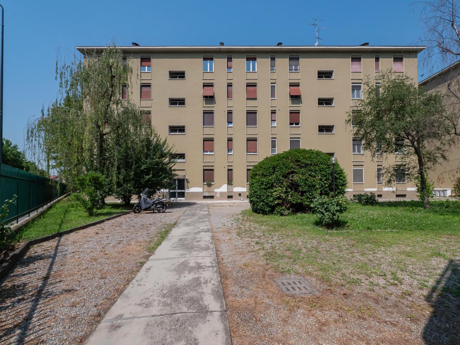 Apartment Big Close To Bocconi / Humanitas / Ieo *