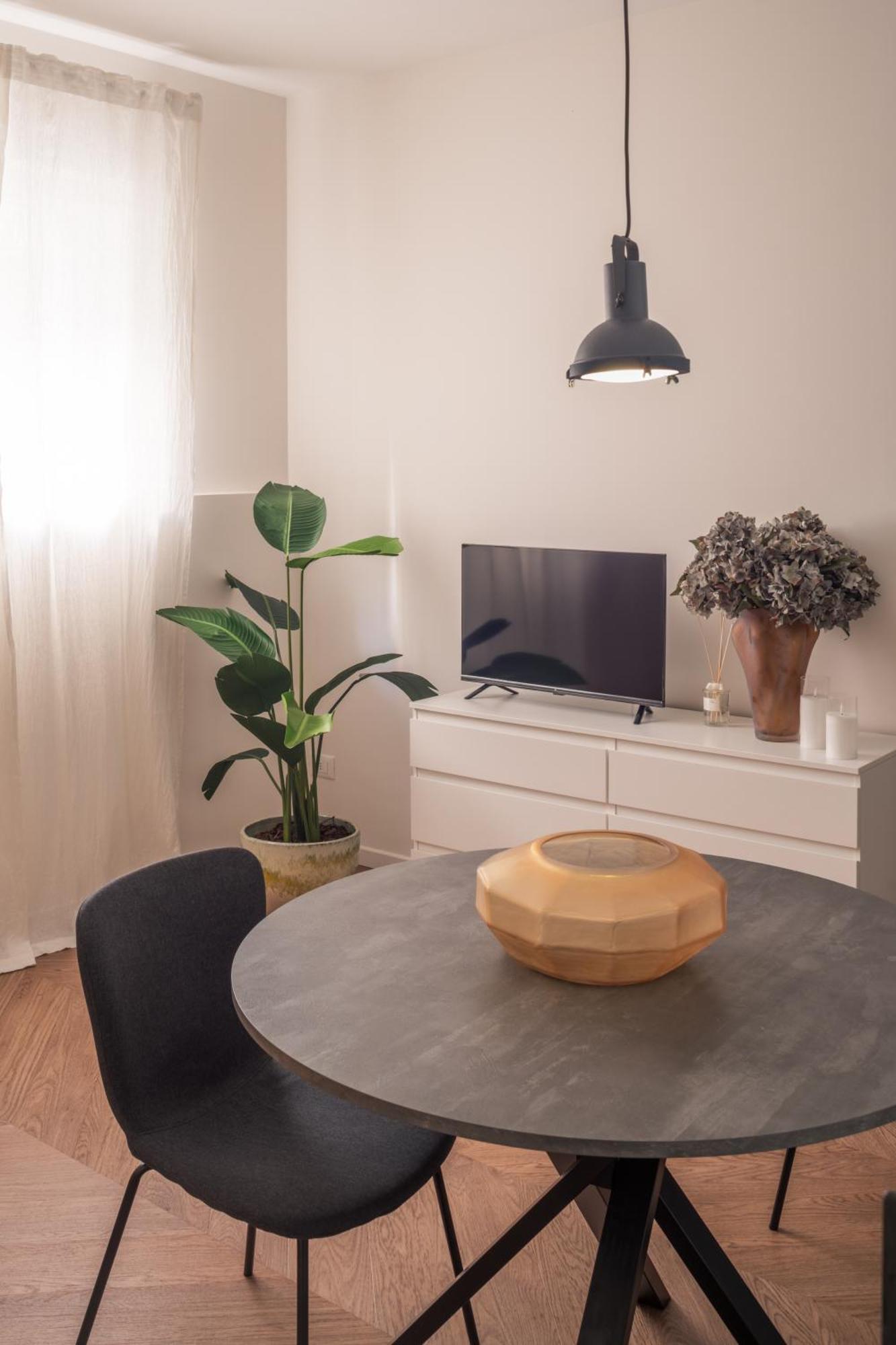 Monti Design R&r Apartment *