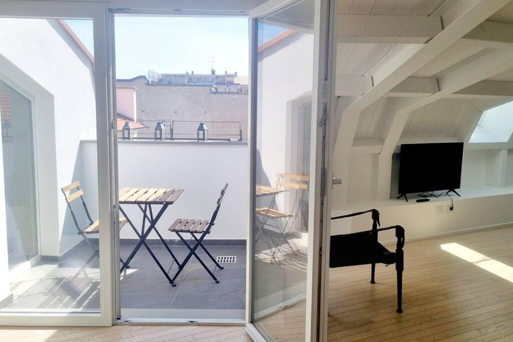 Apartment Duomo 10min Shopping&relax Fast Wifi & Balcony *