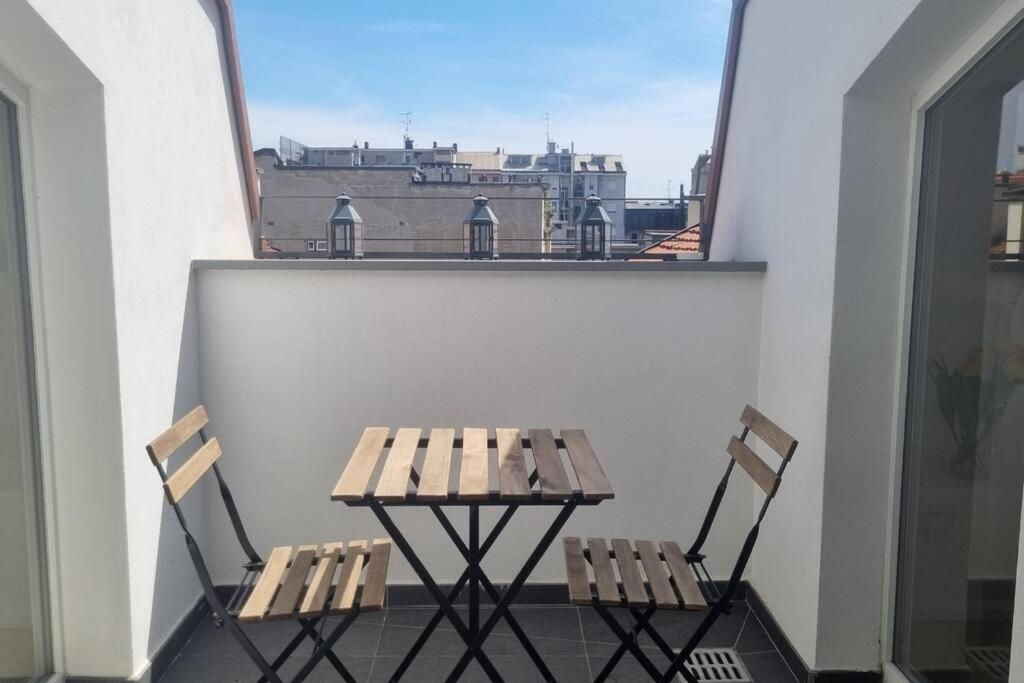 Apartment Duomo 10min Shopping&relax Fast Wifi & Balcony