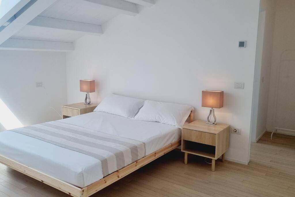 Duomo 10min Shopping&relax Fast Wifi & Balcony * Mailand