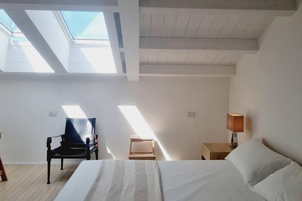 Apartment Duomo 10min Shopping&relax Fast Wifi & Balcony Mailand