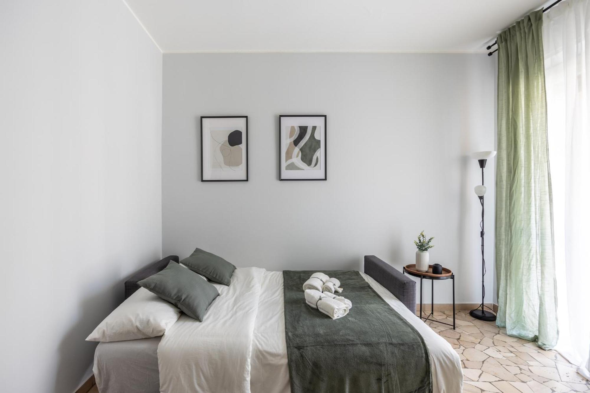 8 Min Dalla Metro Casa Elegante Con Netflix E Wifi Milão
