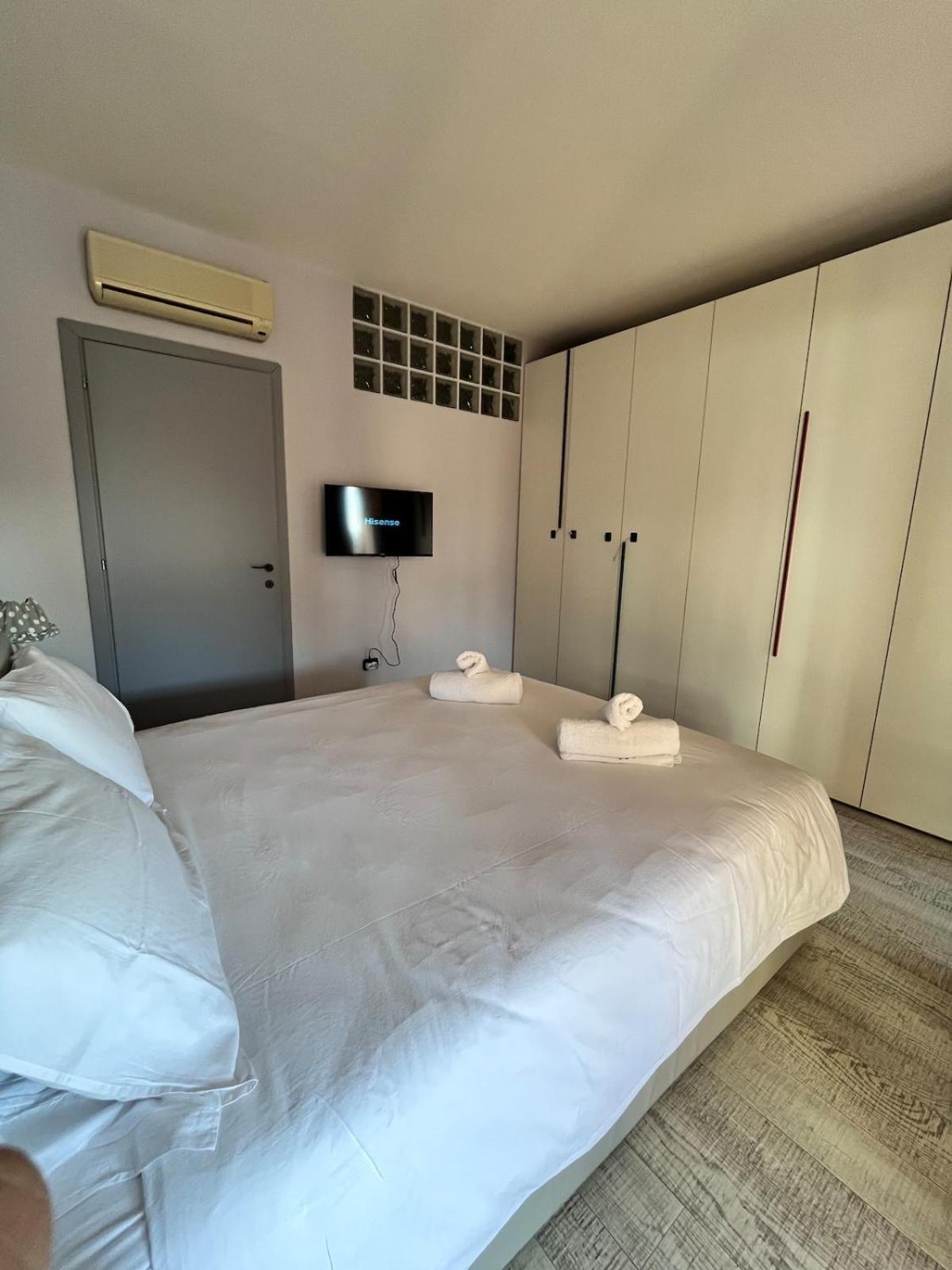 House Lancetti With Terrace Apartment
