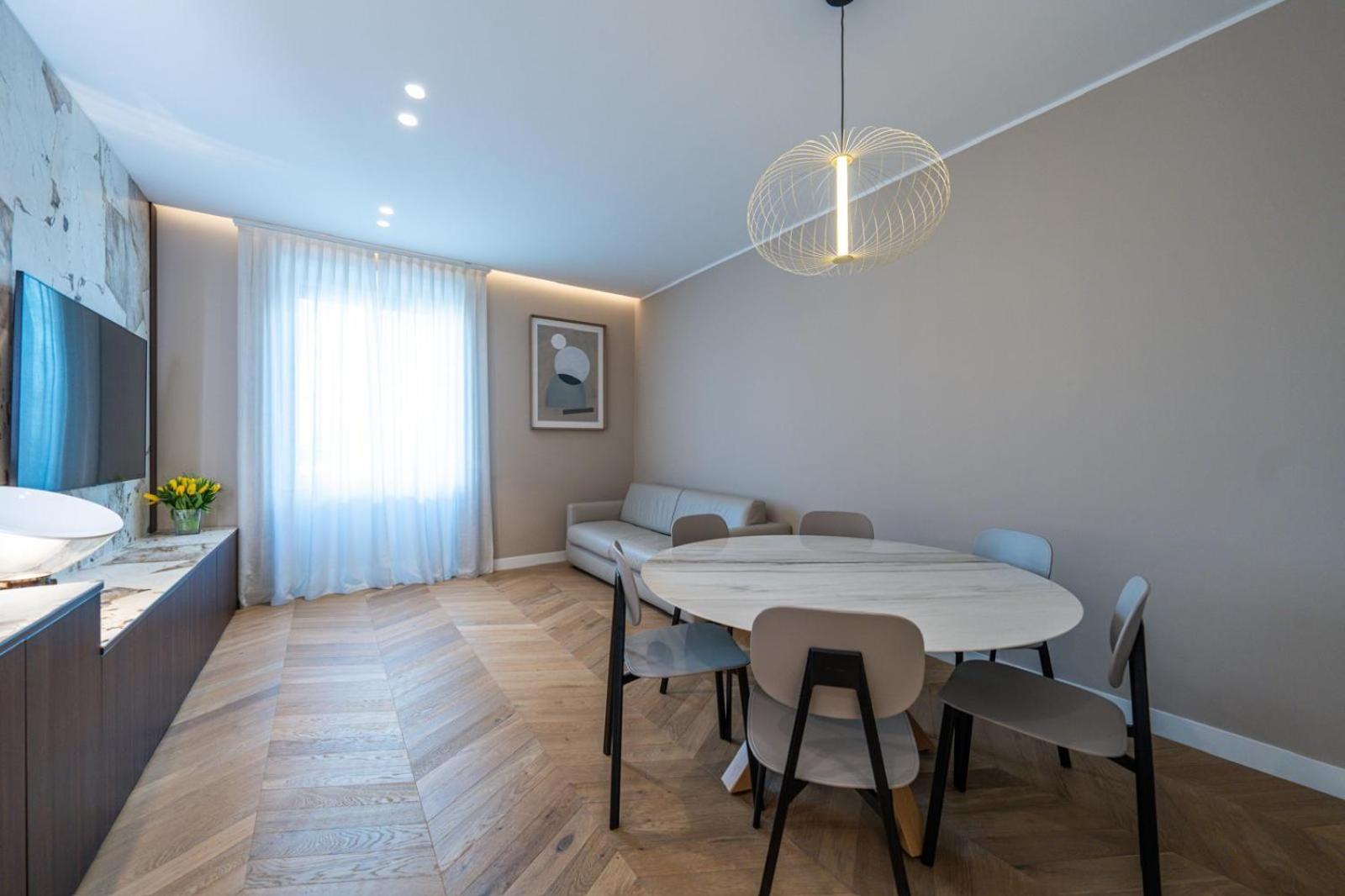 Palazzo Fontana Duomo View Golden House Apartment