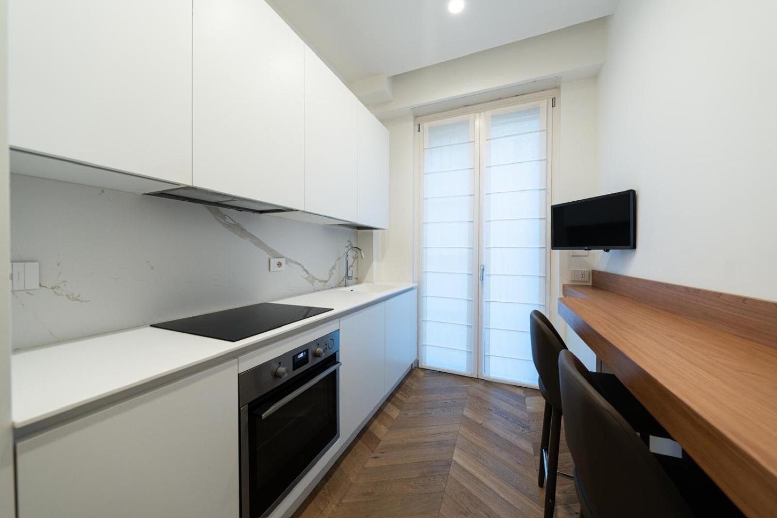 Apartment Palazzo Fontana Duomo View Golden House *