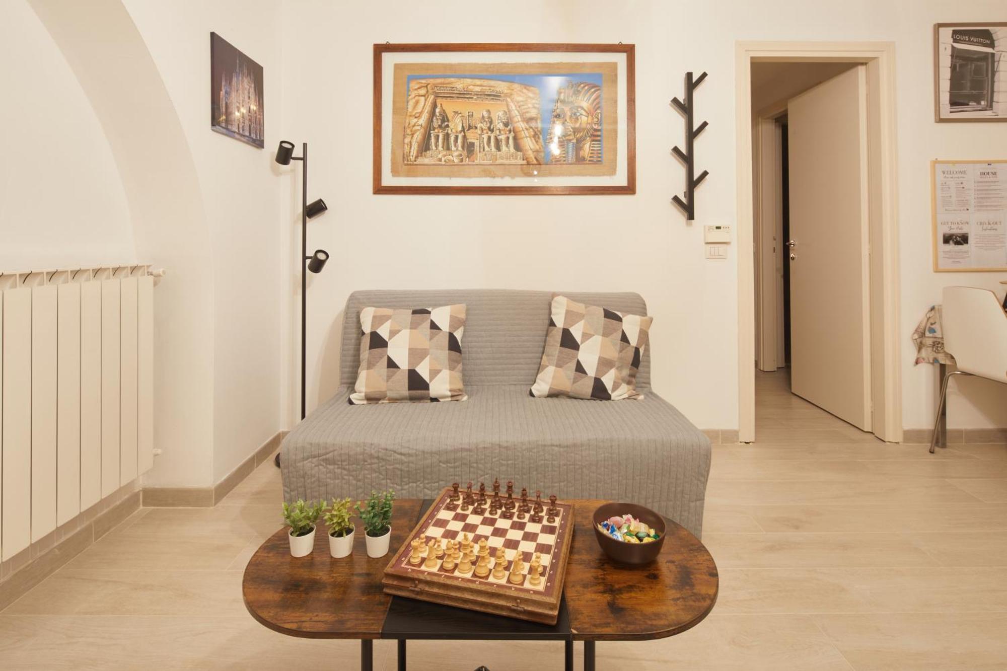 Charme House Navigli Apartment *
