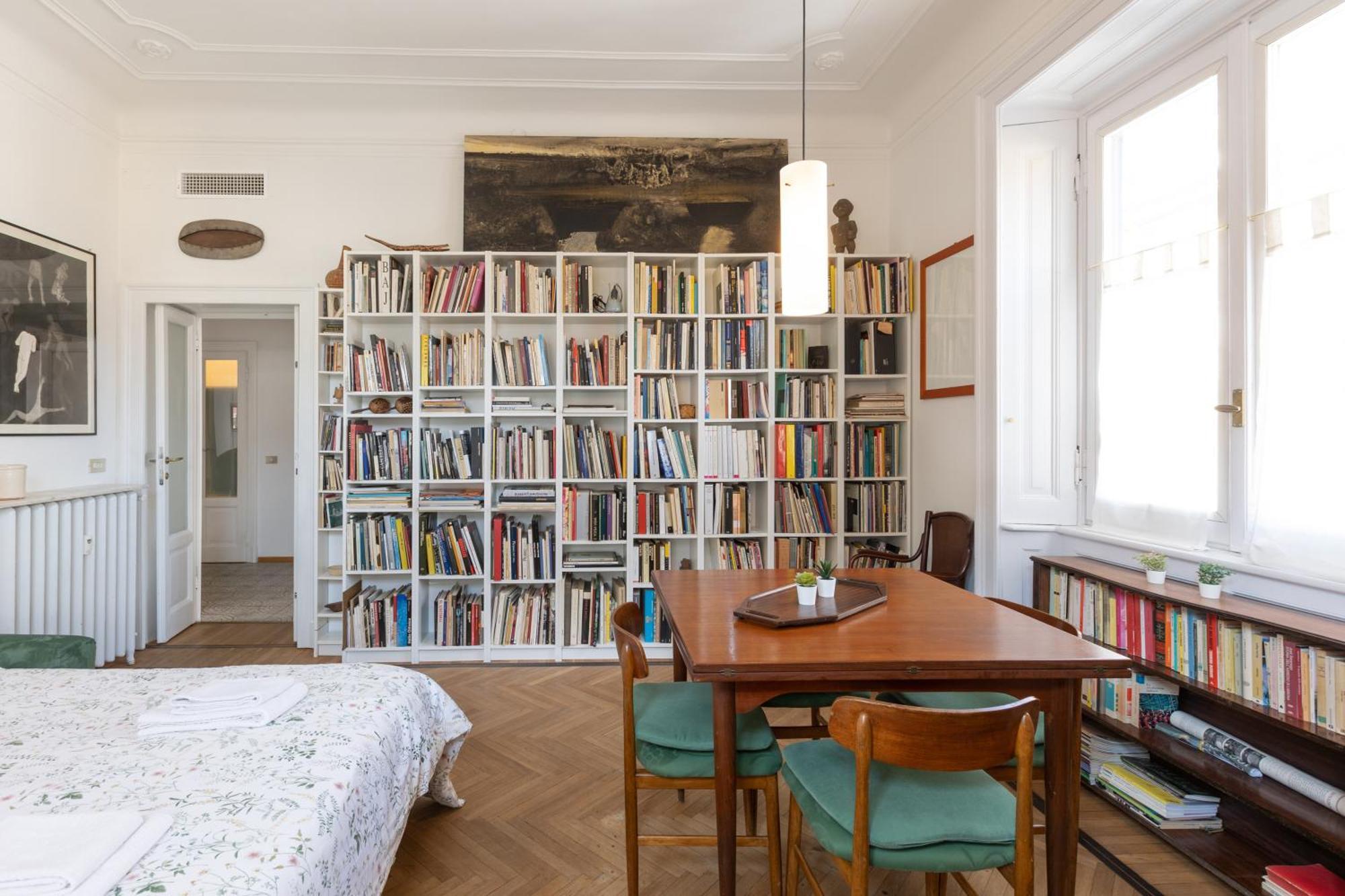 House Of An Artist In The Key Area Of Mailand