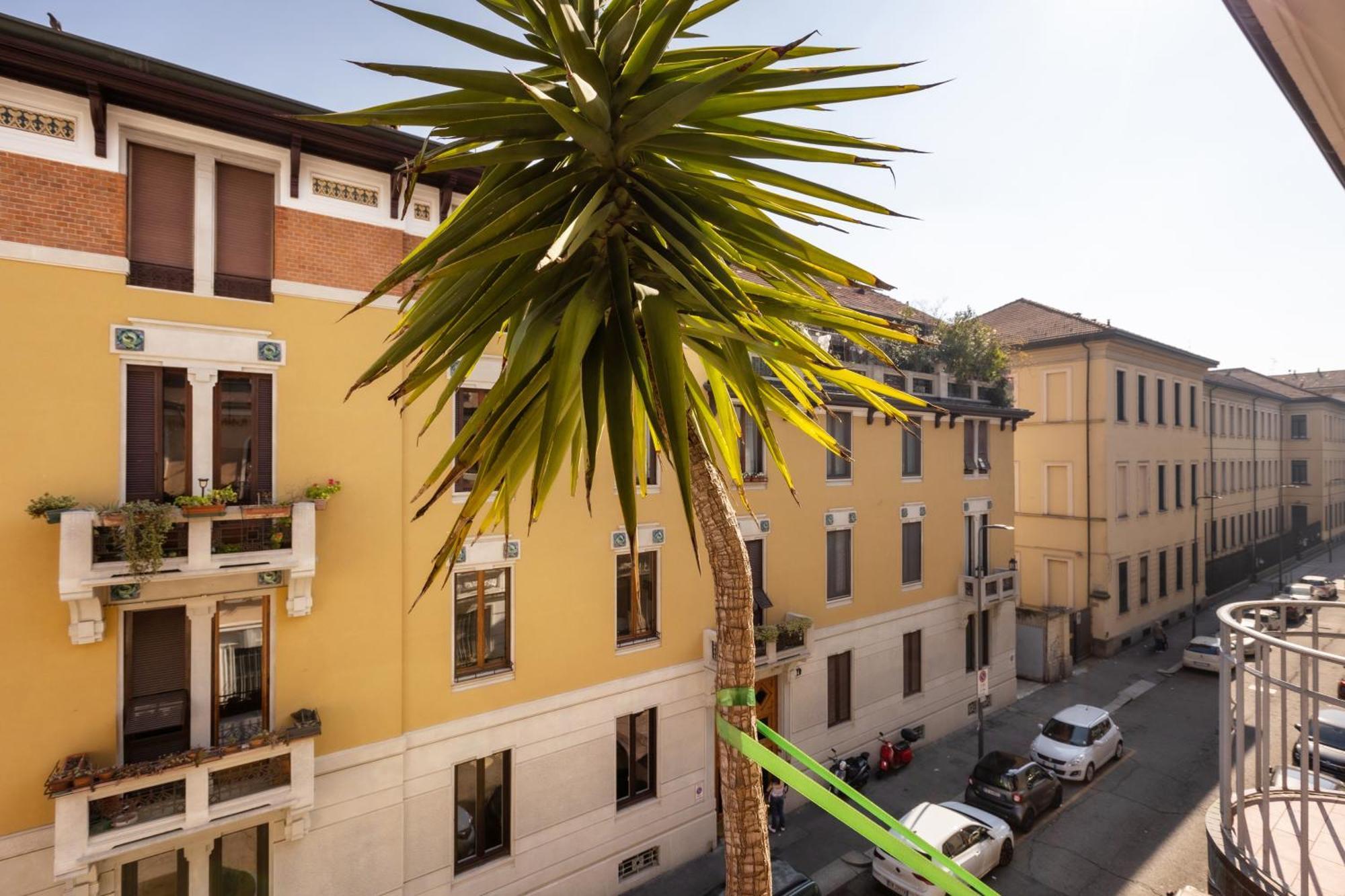 Apartment House Of An Artist In The Key Area Of