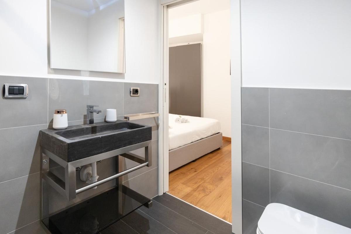 Design I Steps From Fair & Metro Milão