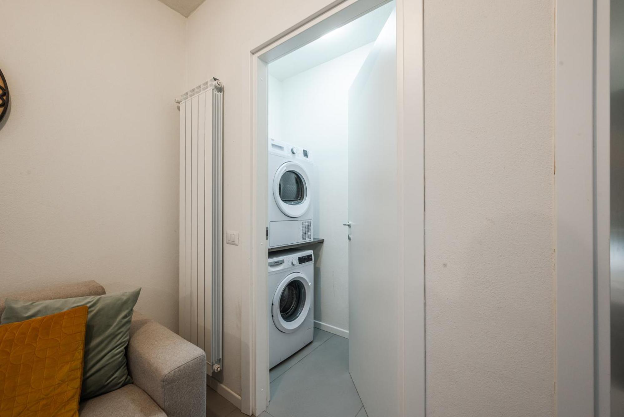 - Spazioso Vicino Metro Apartamento *