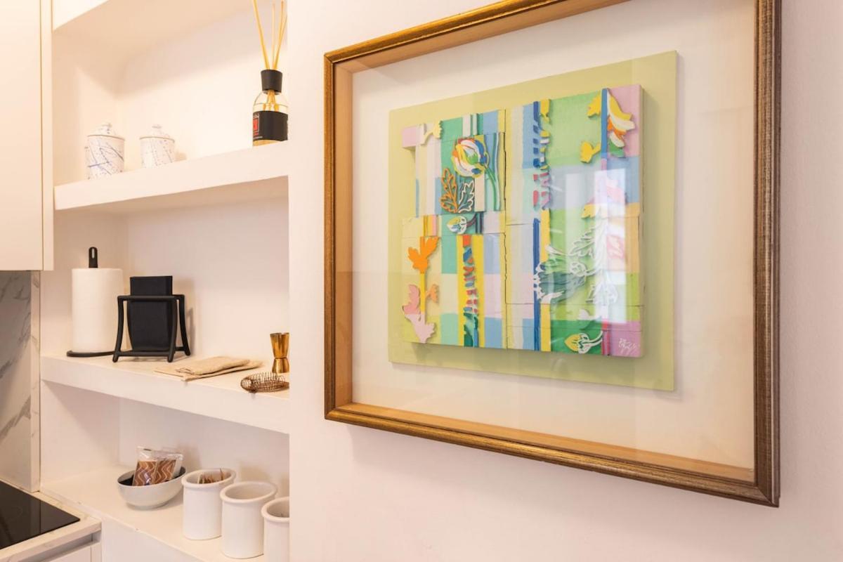 Brera Center Milano-the Art Of Living-metro