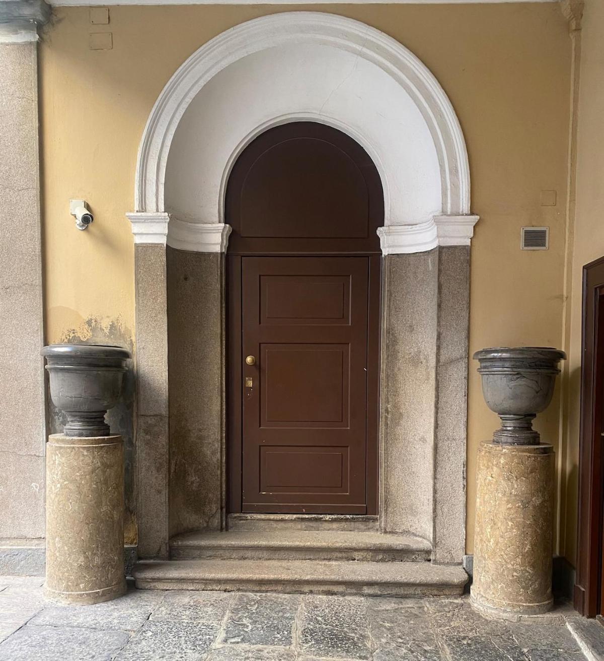 Brera Center Milano-the Art Of Living-metro Apartment
