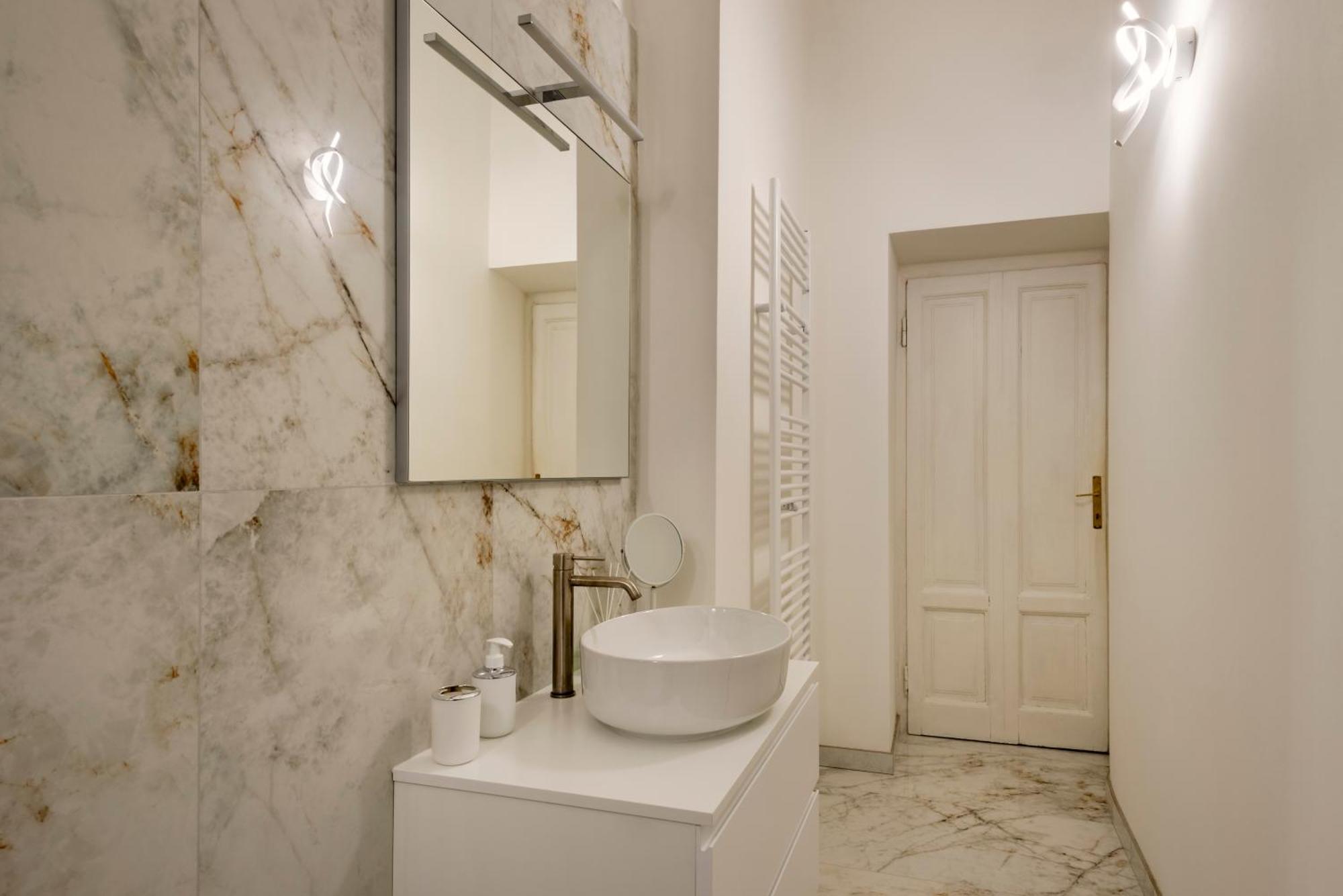 Duomo Shopping Apartment Milan