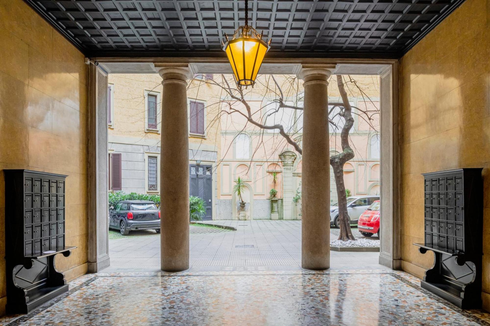 Relstay - Buenos Aires * Milan