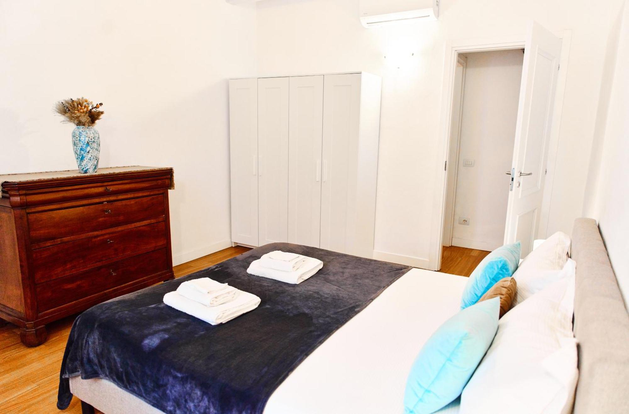 Riverside Loft Navigli - Spacious Two-bedroom *