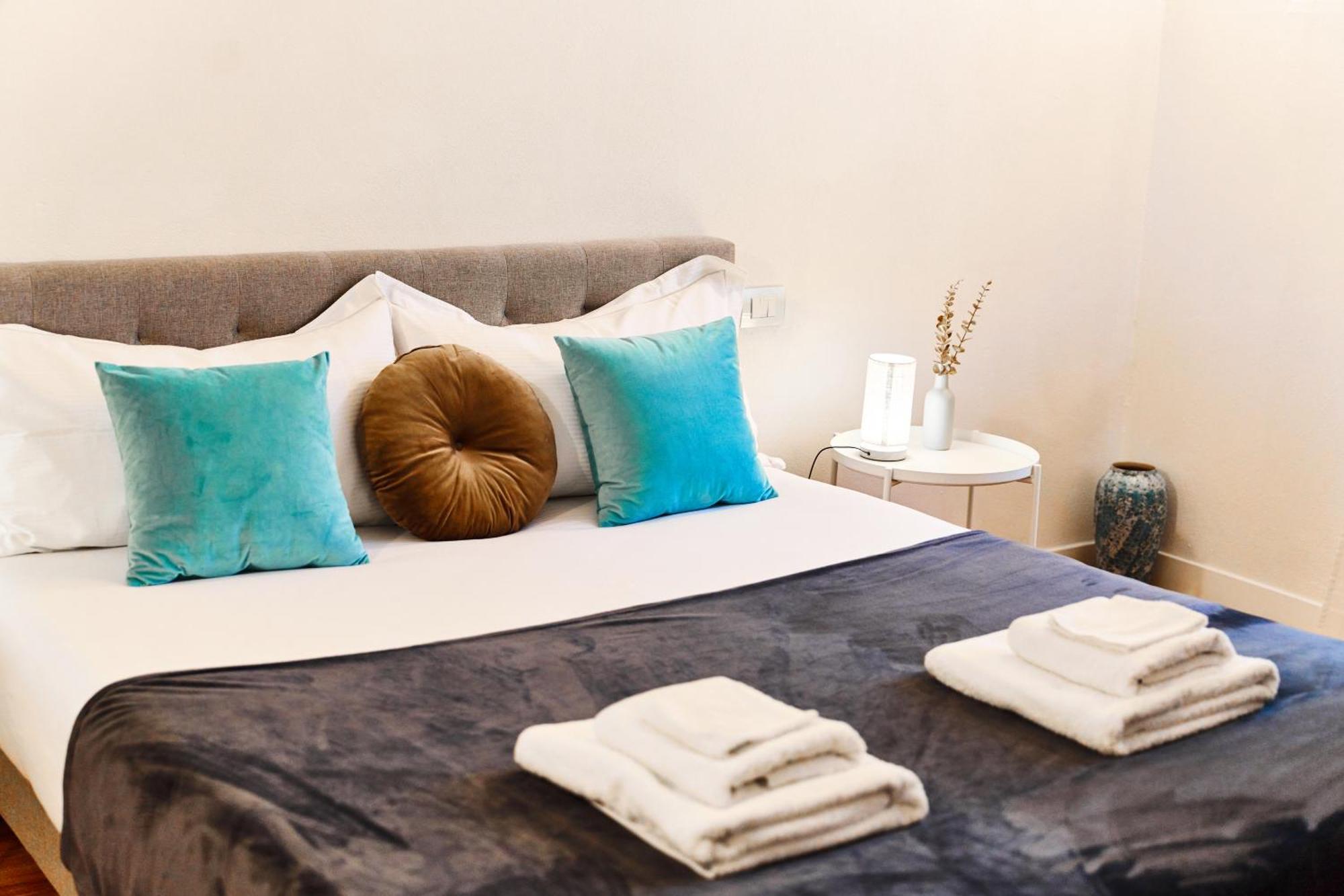 Riverside Loft Navigli - Spacious Two-bedroom