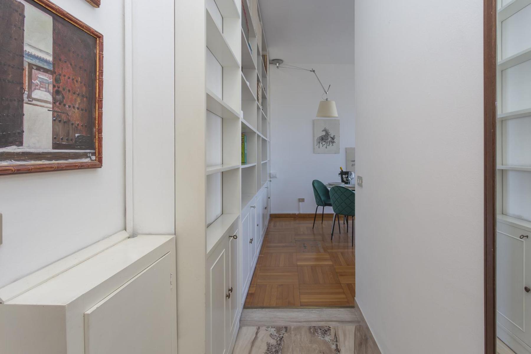 Apartamento Skyline View Biancamano 1 Bdr With Balcony By Rentopolis